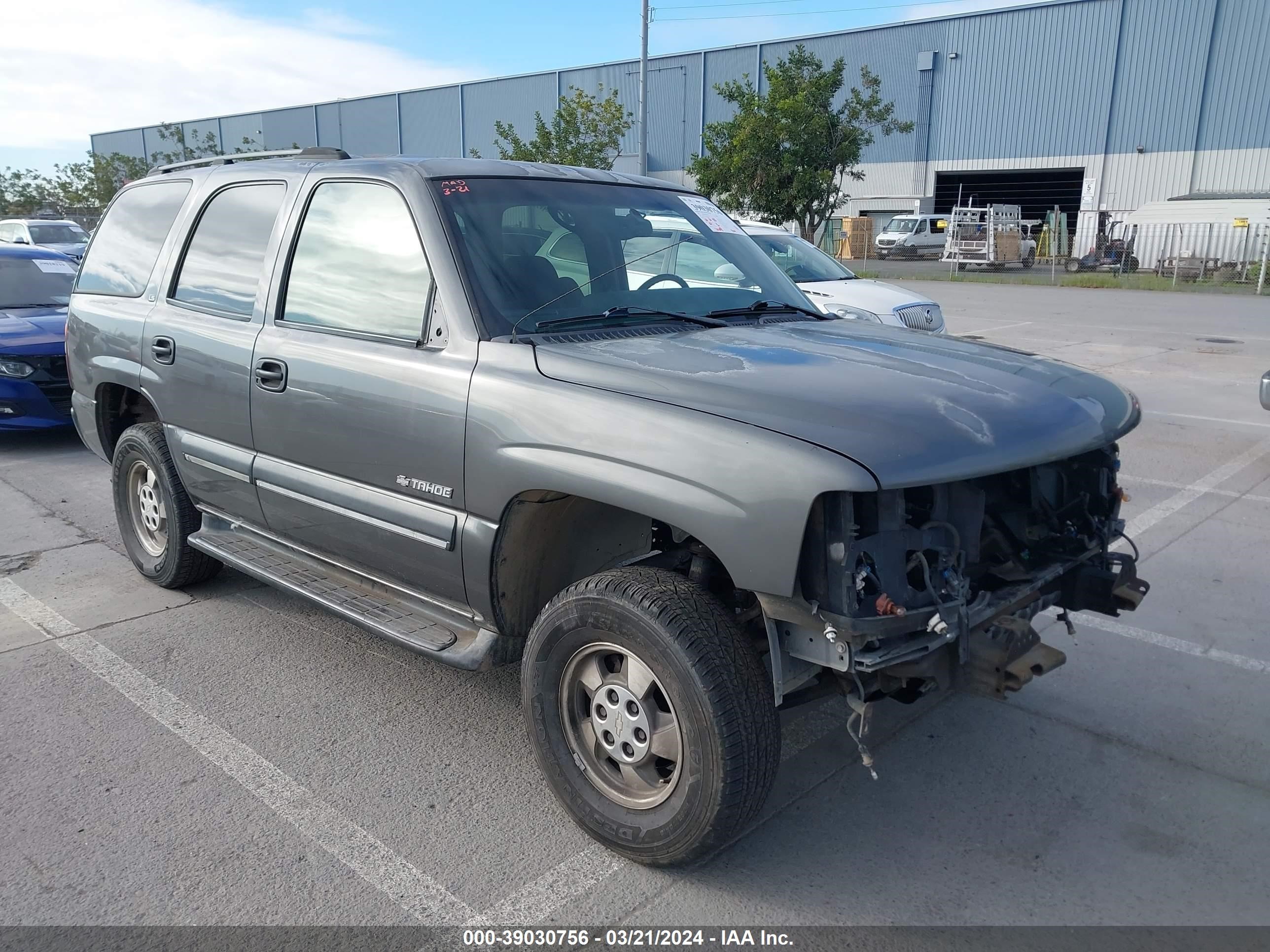 CHEVROLET TAHOE 2002 1gnec13v82j237138