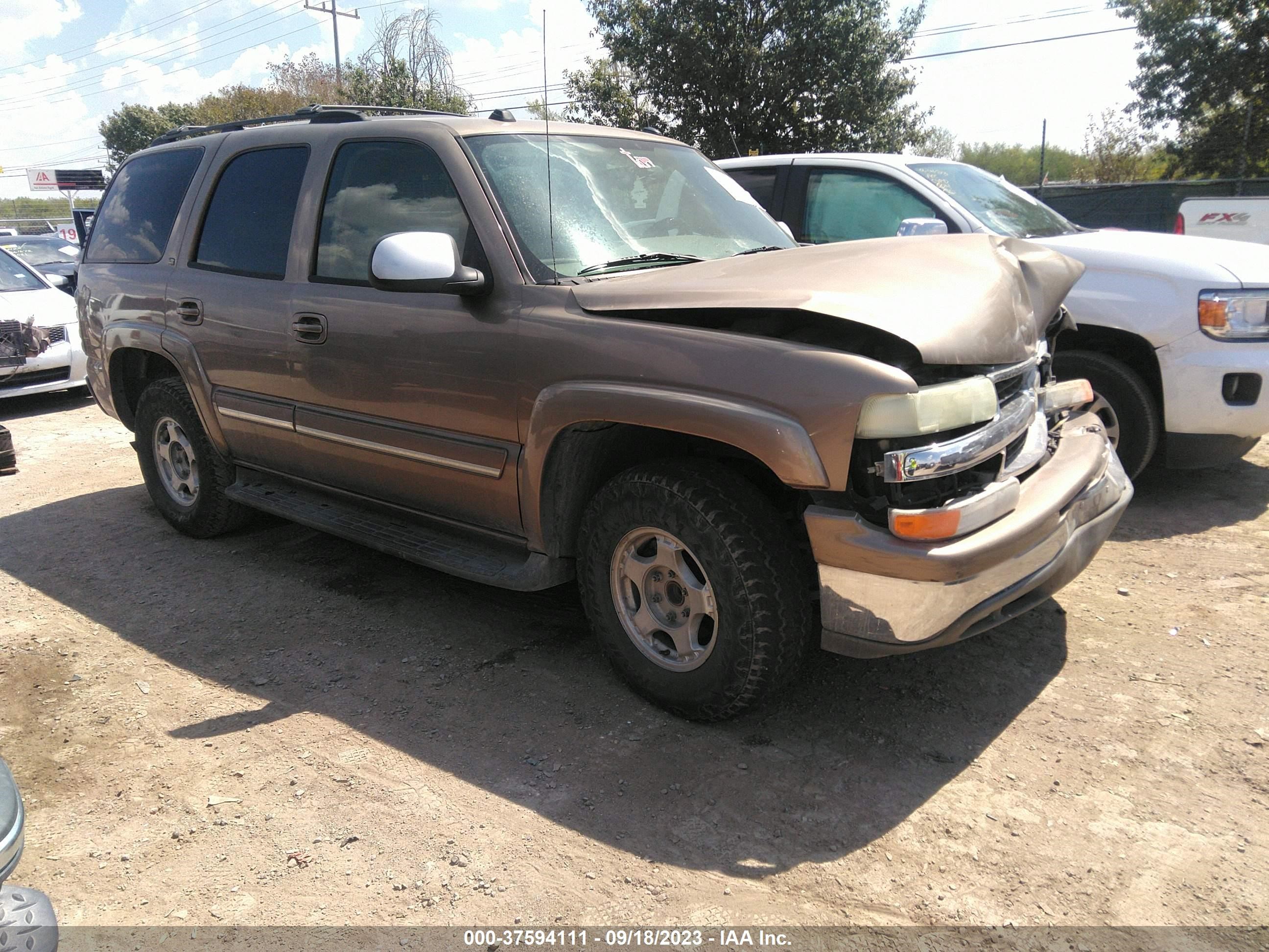 CHEVROLET TAHOE 2004 1gnec13z04r230885