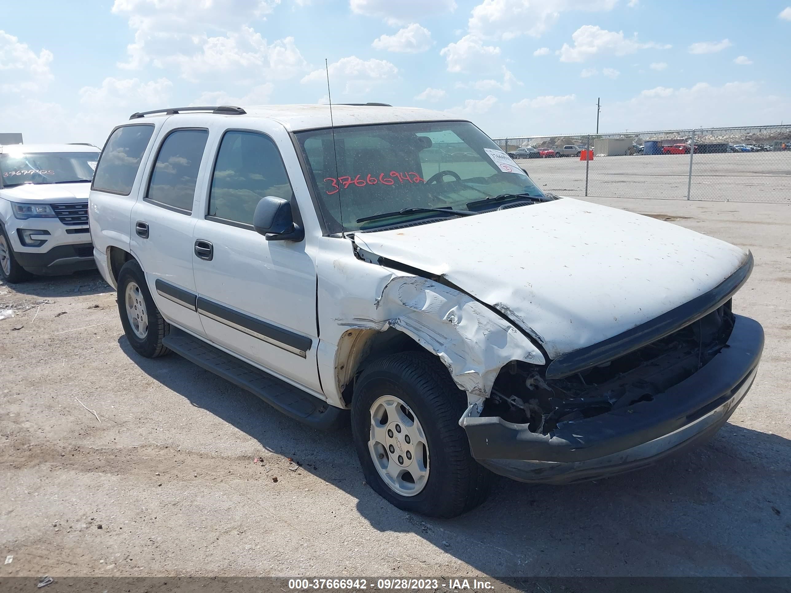 CHEVROLET TAHOE 2004 1gnec13z14j260511