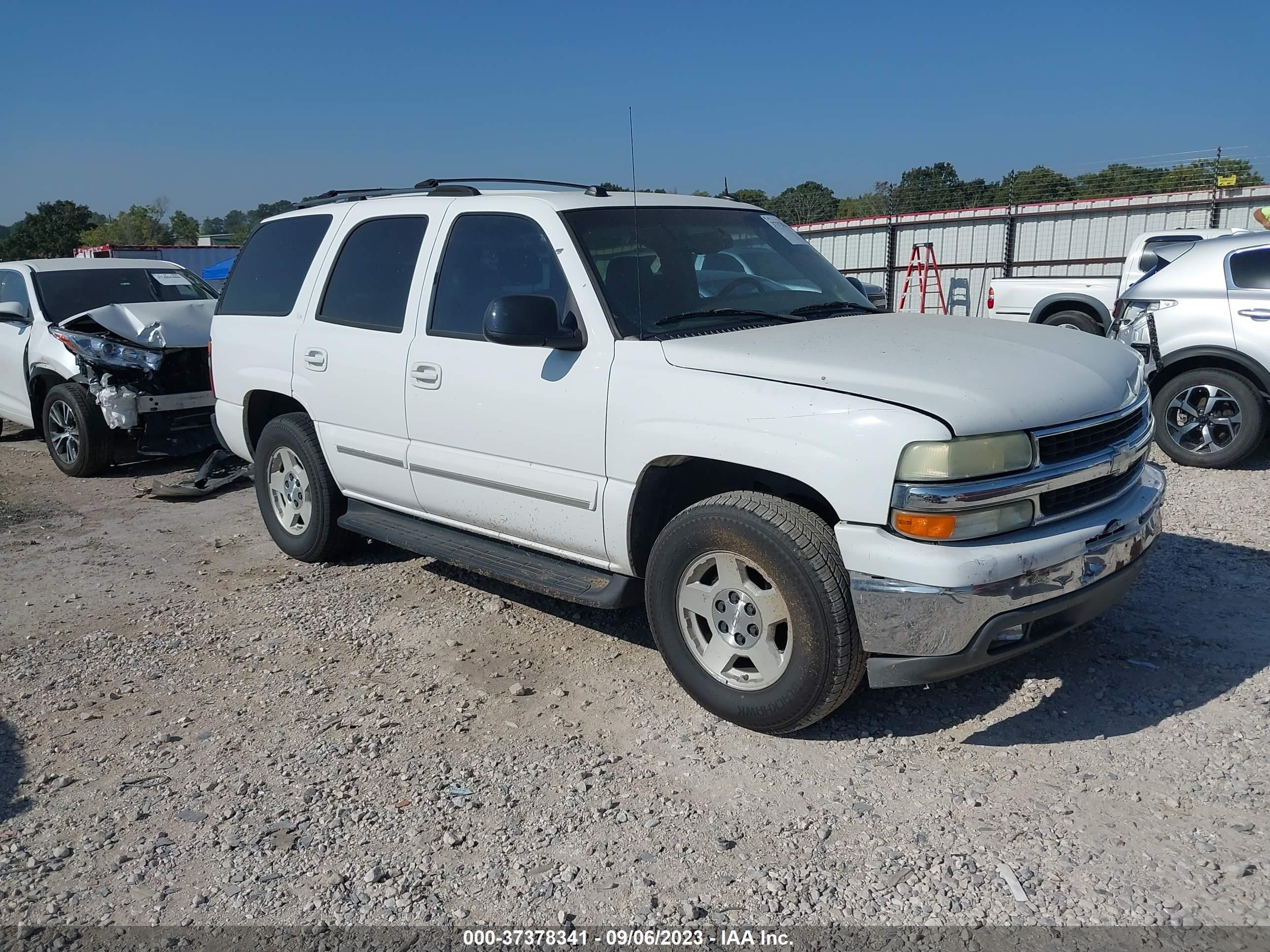 CHEVROLET TAHOE 2004 1gnec13z34r144986