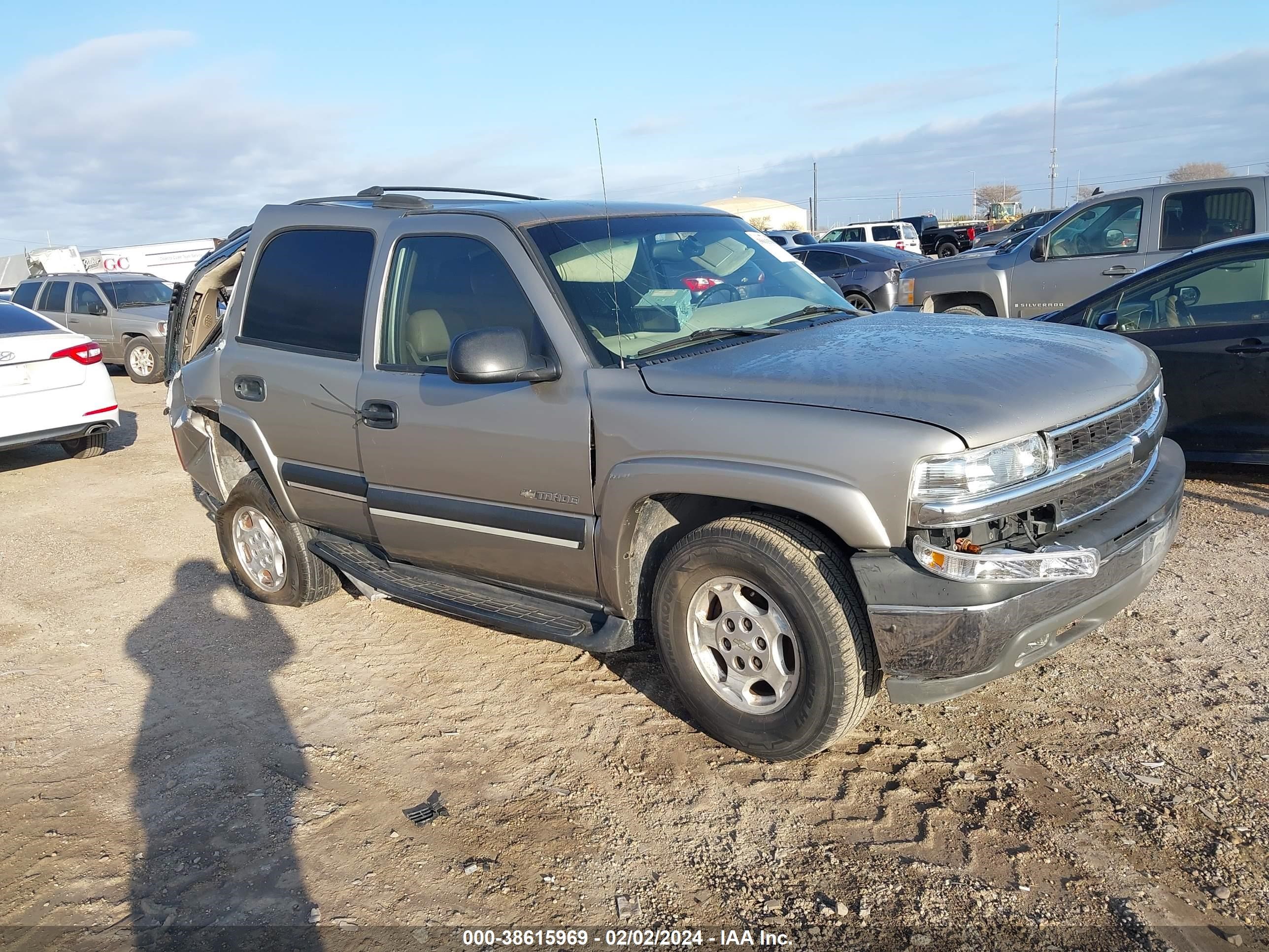 CHEVROLET TAHOE 2002 1gnec13z52r304167