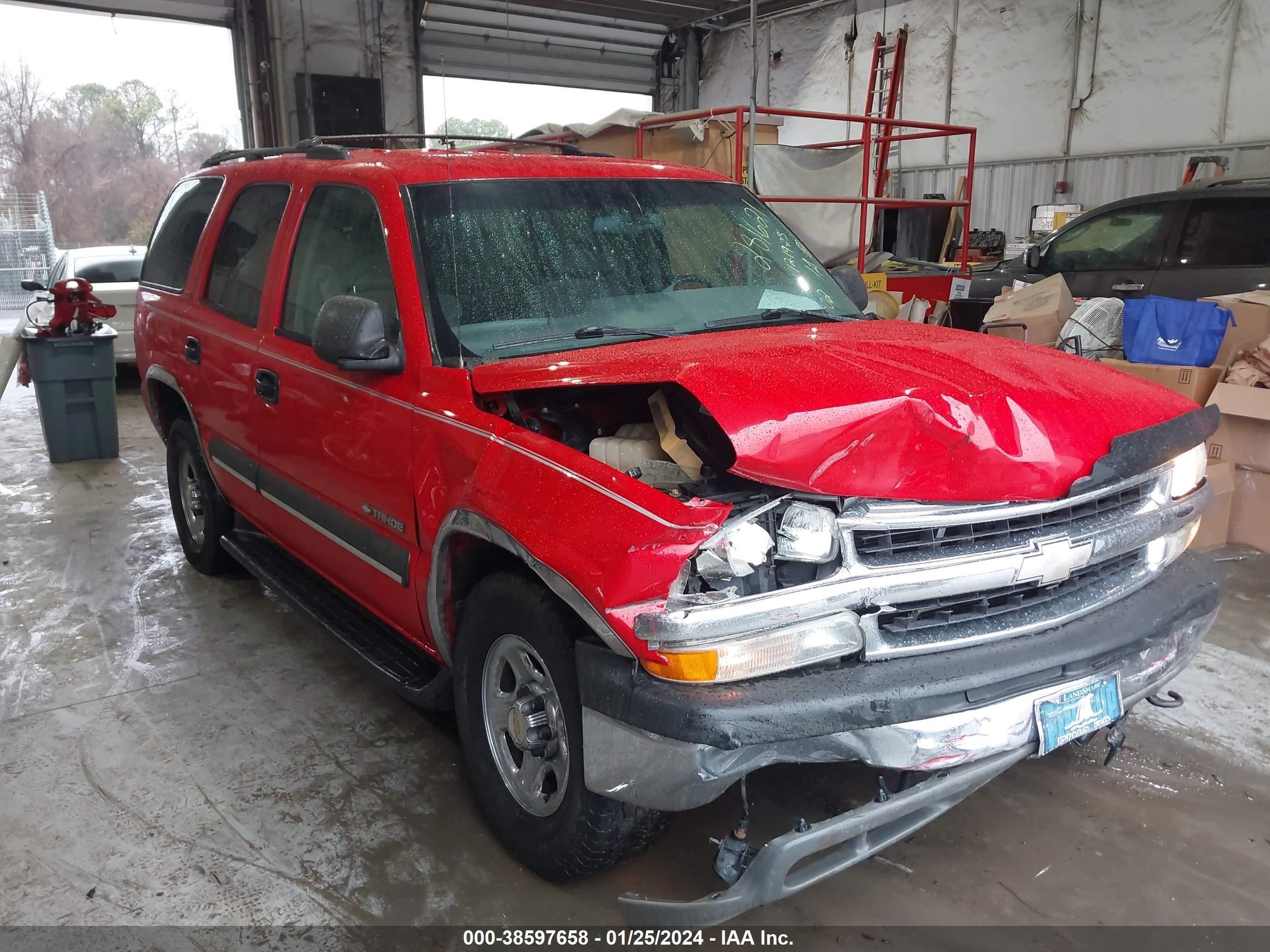 CHEVROLET TAHOE 2002 1gnec13z72j281621