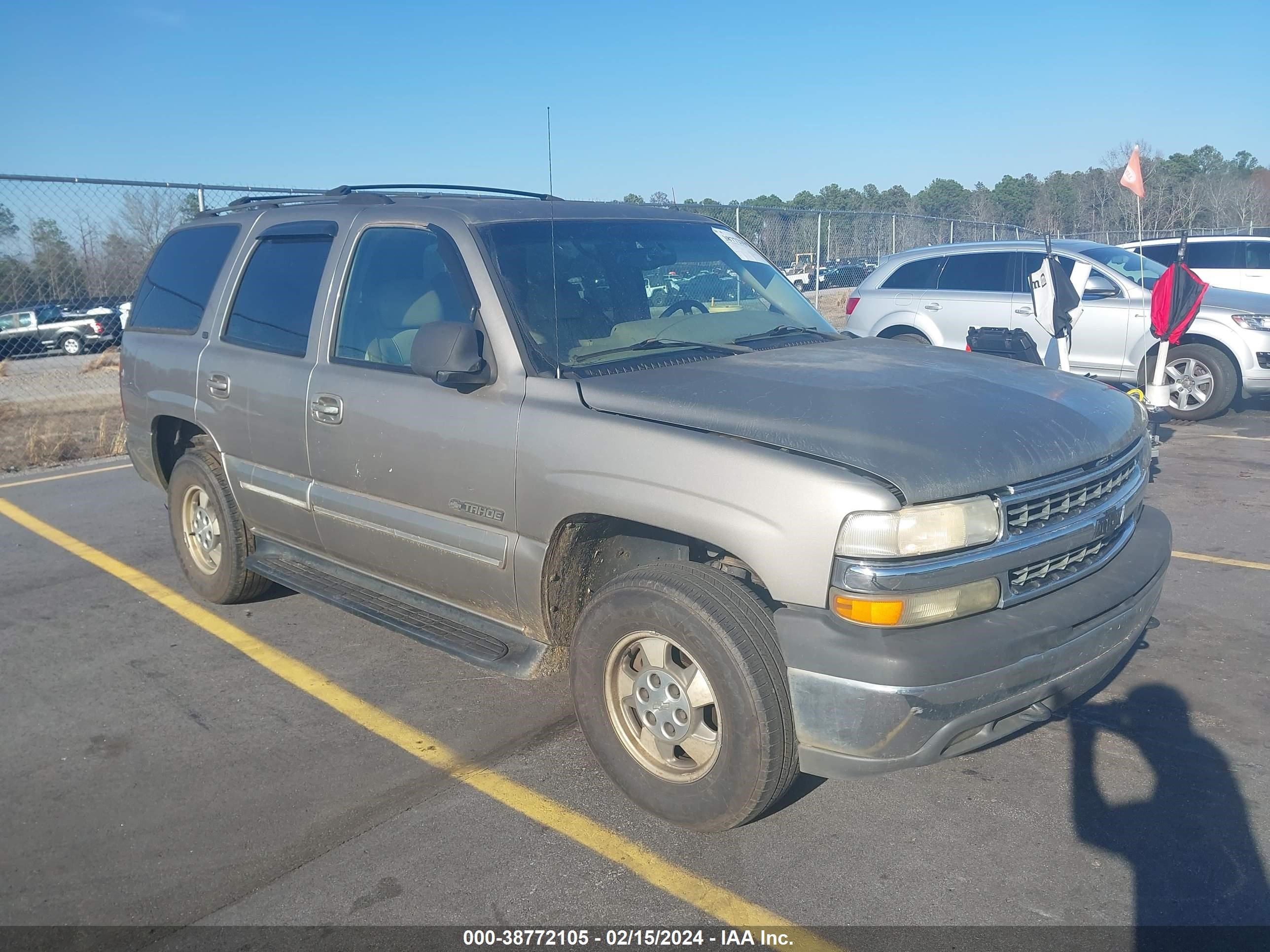 CHEVROLET TAHOE 2002 1gnec13z82r243526