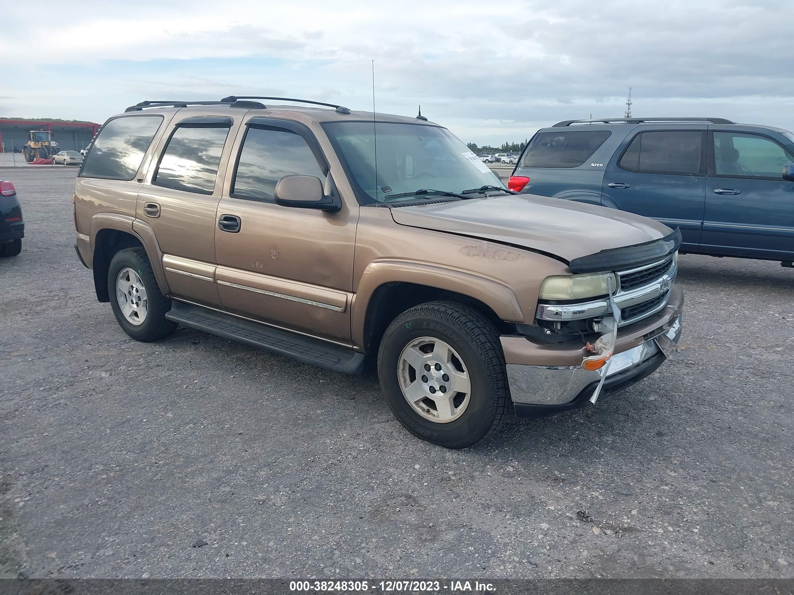 CHEVROLET TAHOE 2004 1gnec13z94r149223