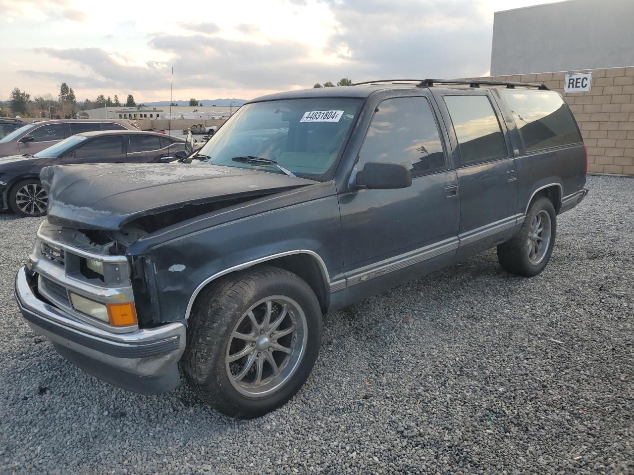 CHEVROLET SUBURBAN 1994 1gnec16k7rj356925