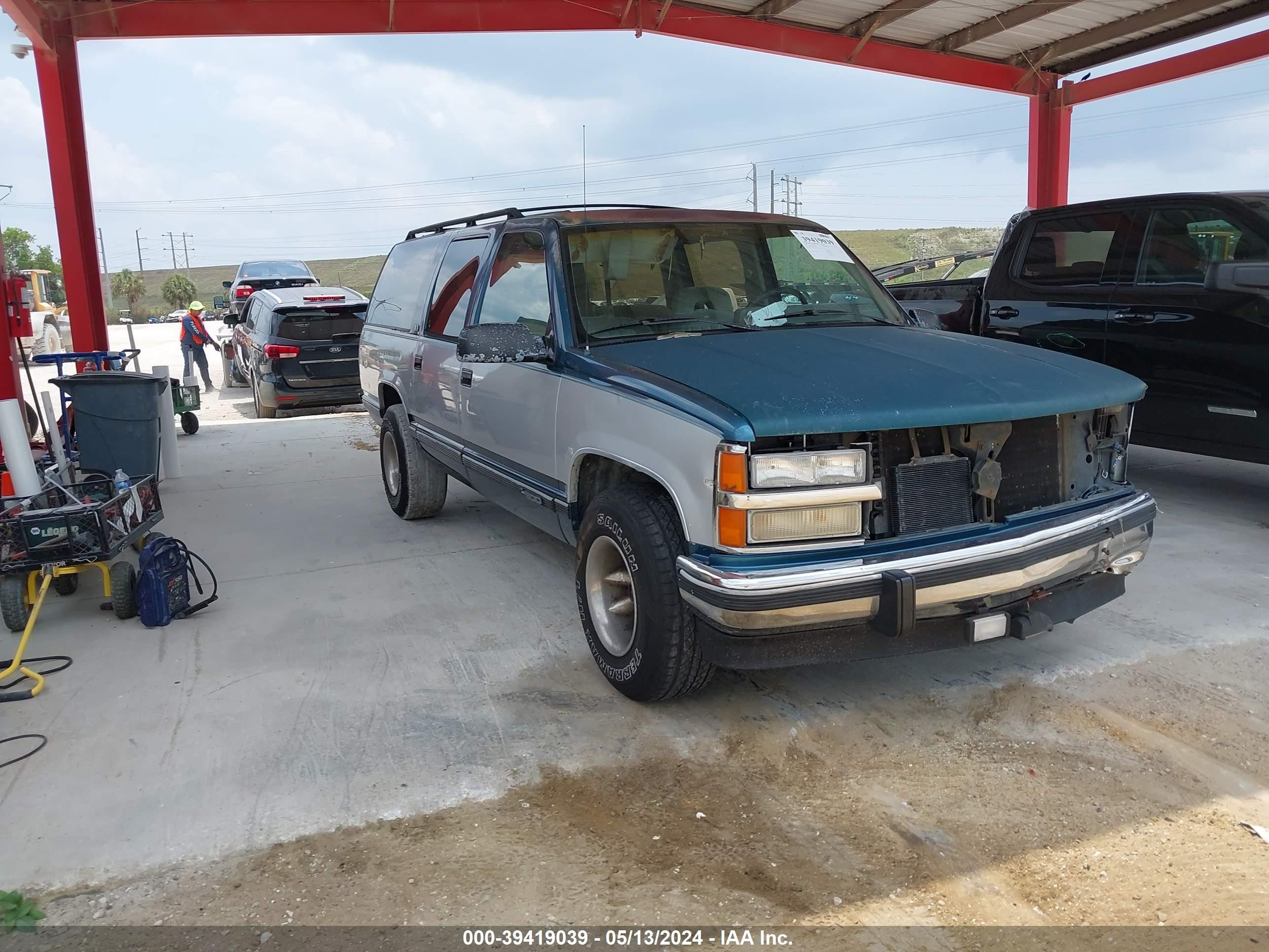 CHEVROLET SUBURBAN 1993 1gnec16k9pj417110