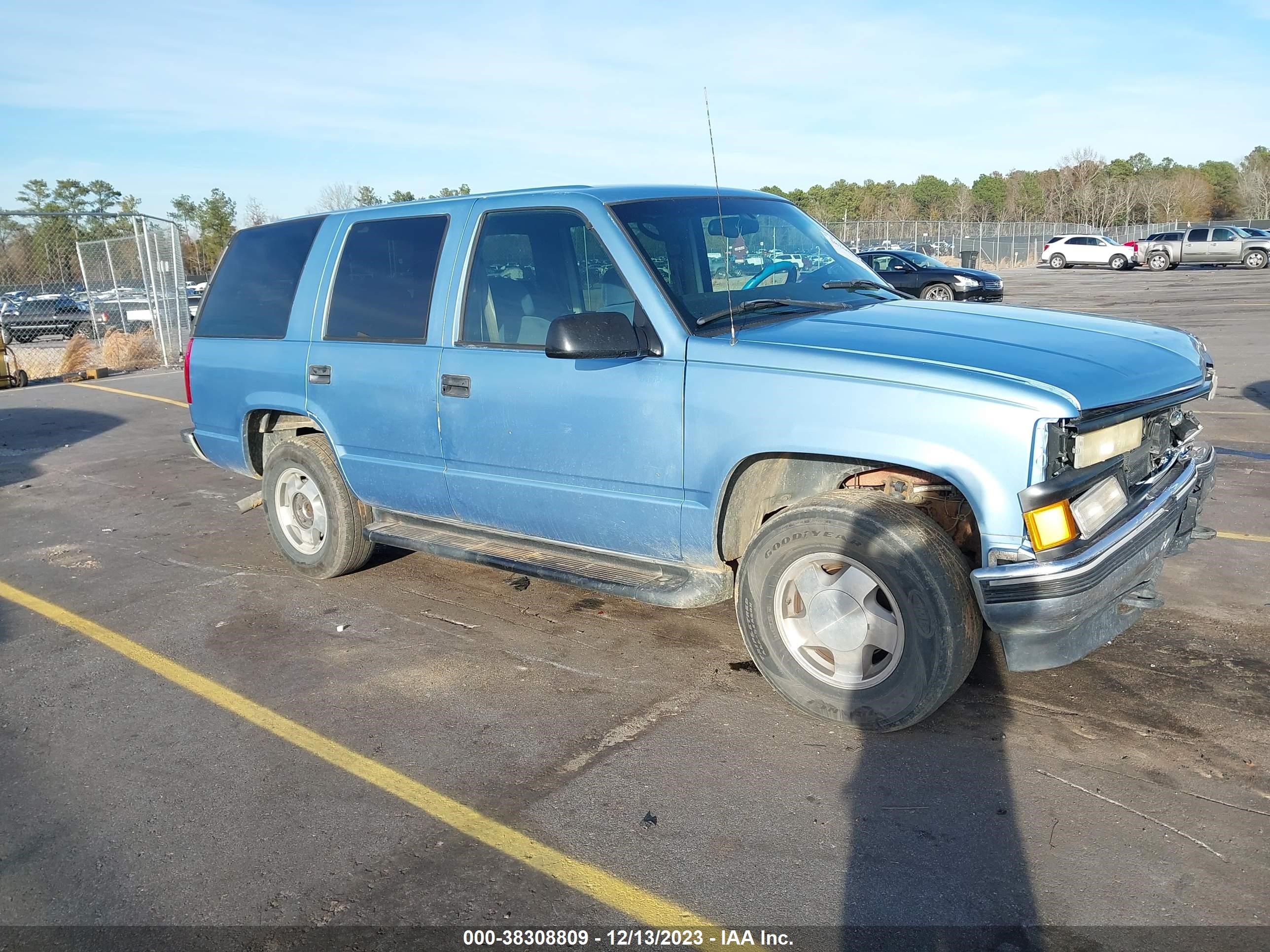 CHEVROLET TAHOE 1997 1gnek13r0vj351063