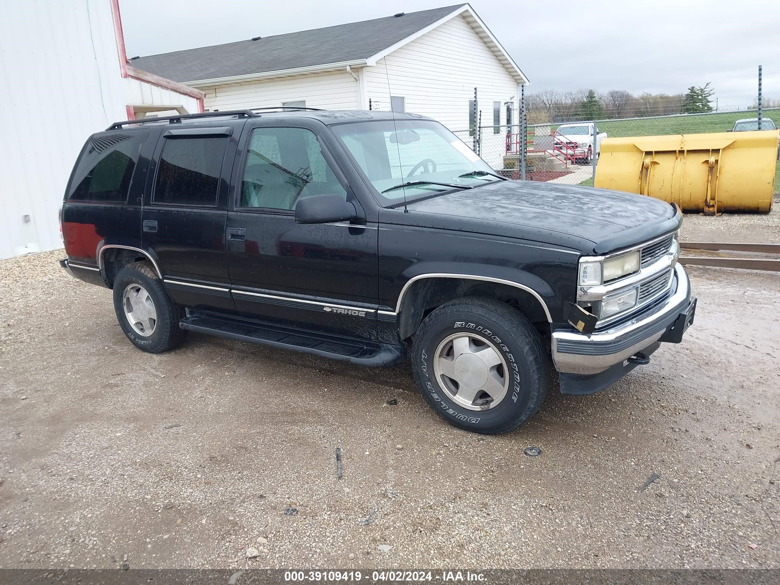 CHEVROLET TAHOE 1999 1gnek13r1xj323792