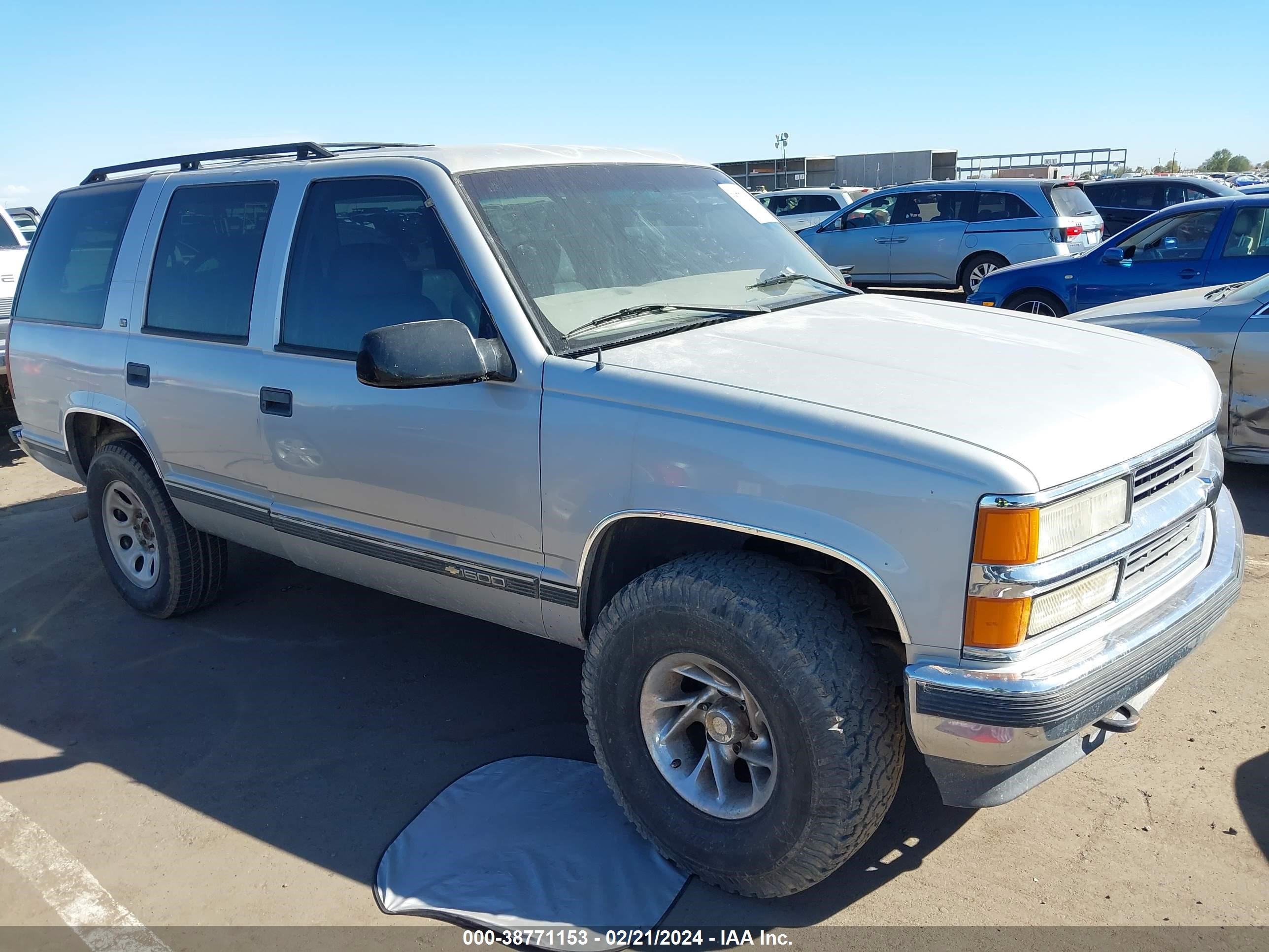 CHEVROLET TAHOE 1997 1gnek13r2vj323684