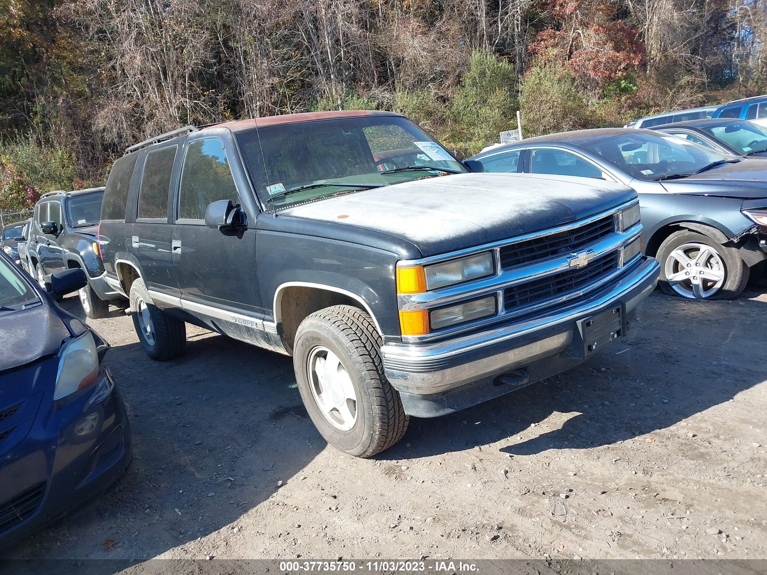 CHEVROLET TAHOE 1999 1gnek13r2xj518266