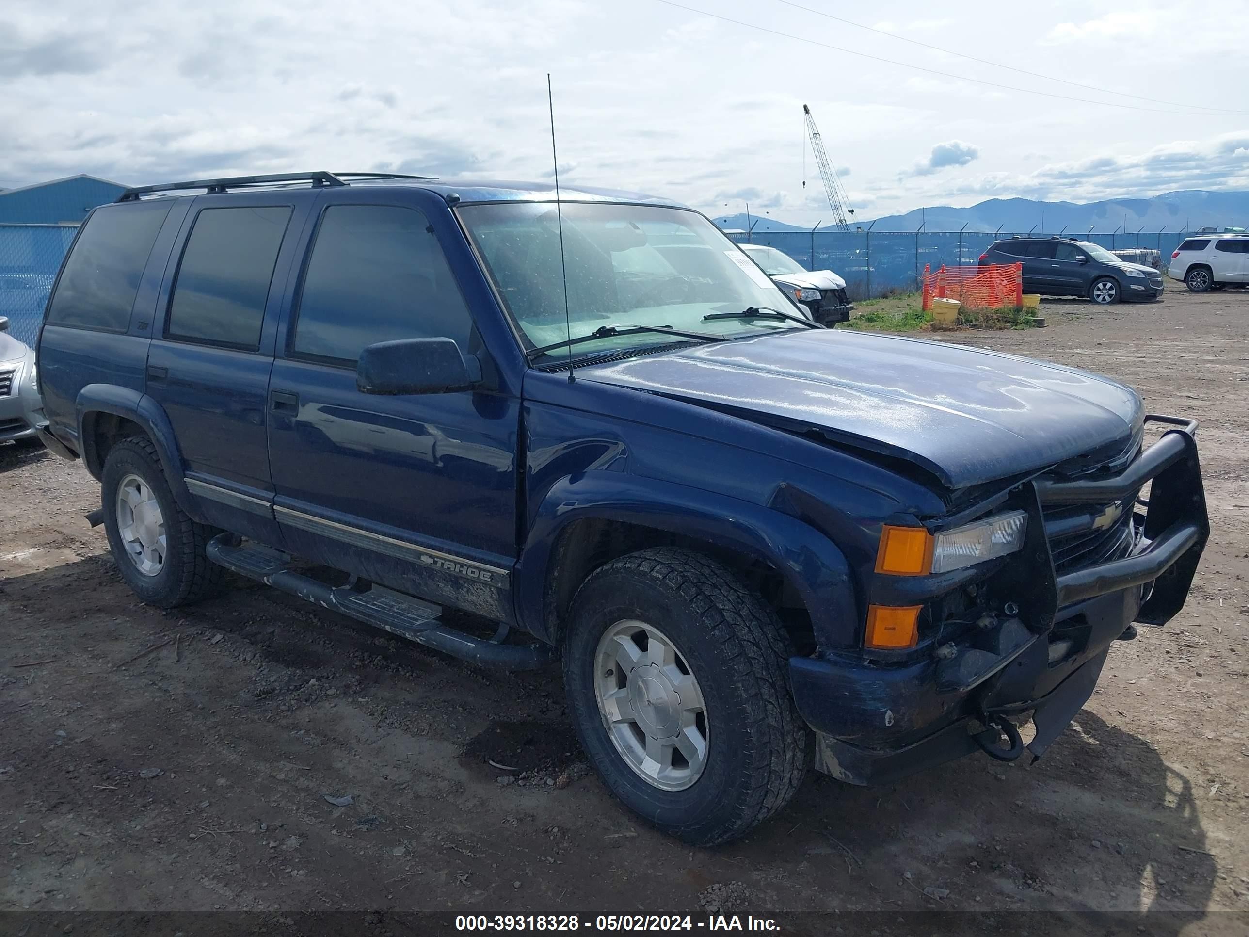 CHEVROLET TAHOE 2000 1gnek13r2yr149797