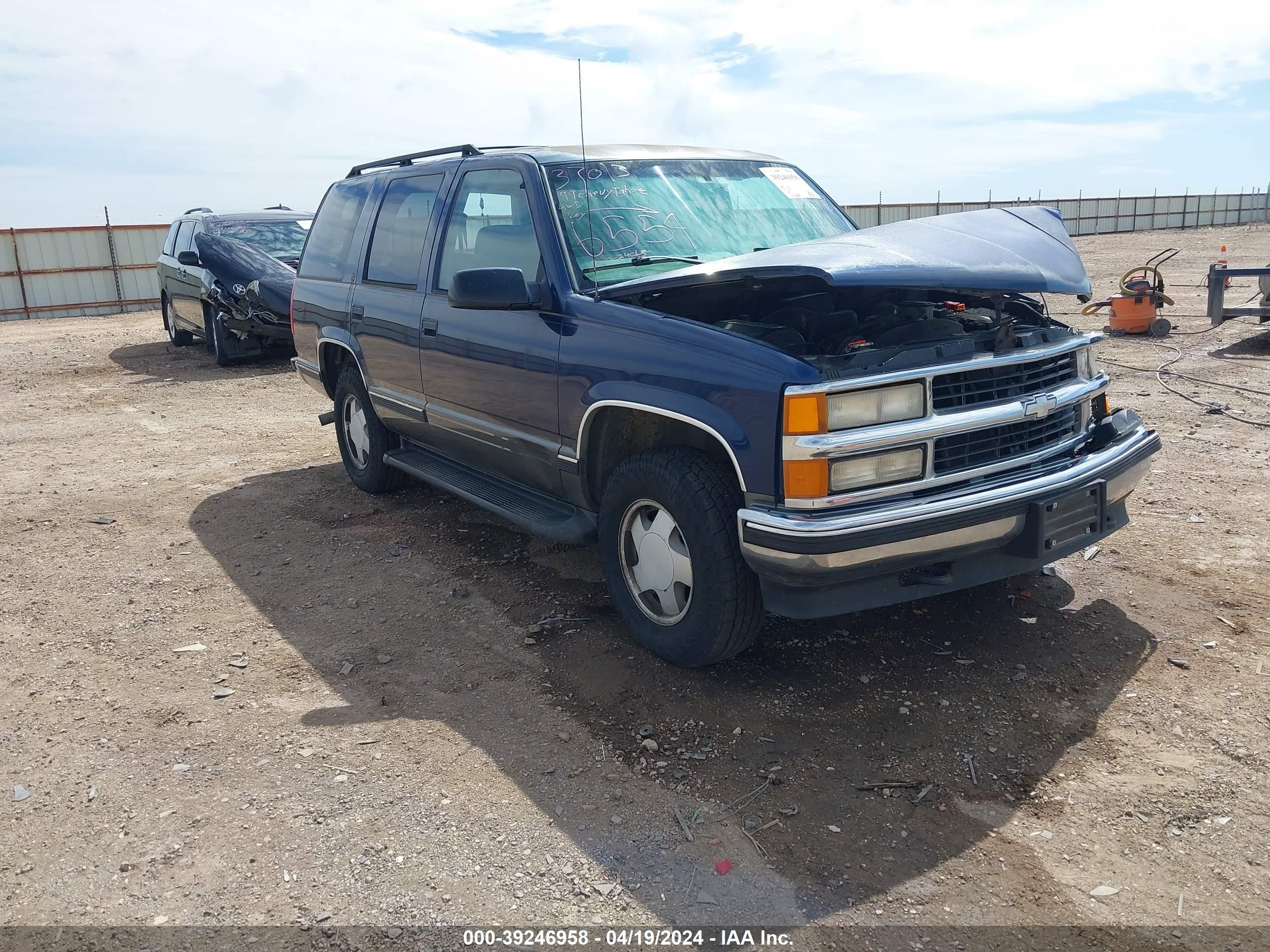 CHEVROLET TAHOE 1999 1gnek13r6xj356559