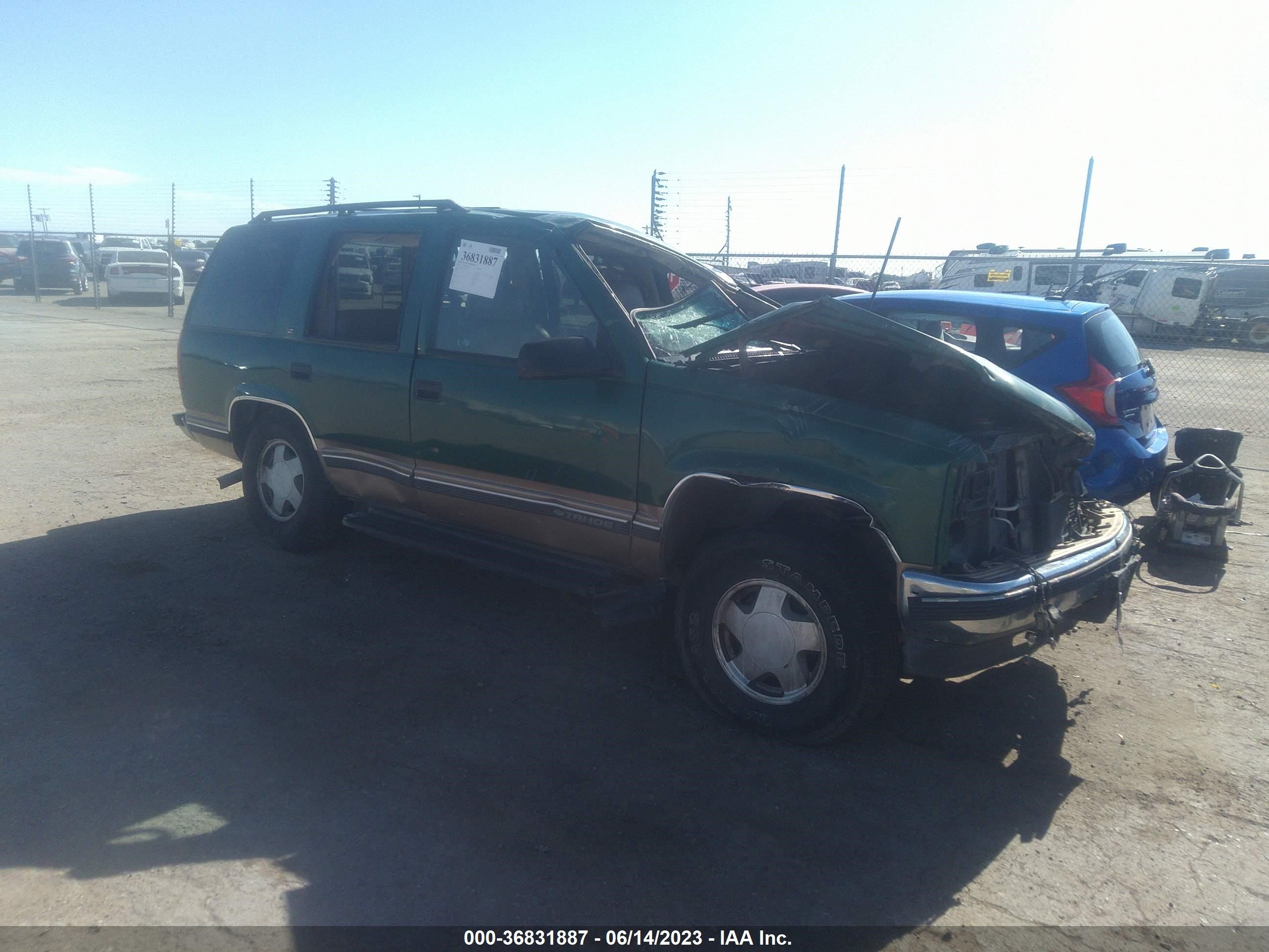 CHEVROLET TAHOE 1999 1gnek13r6xj396317