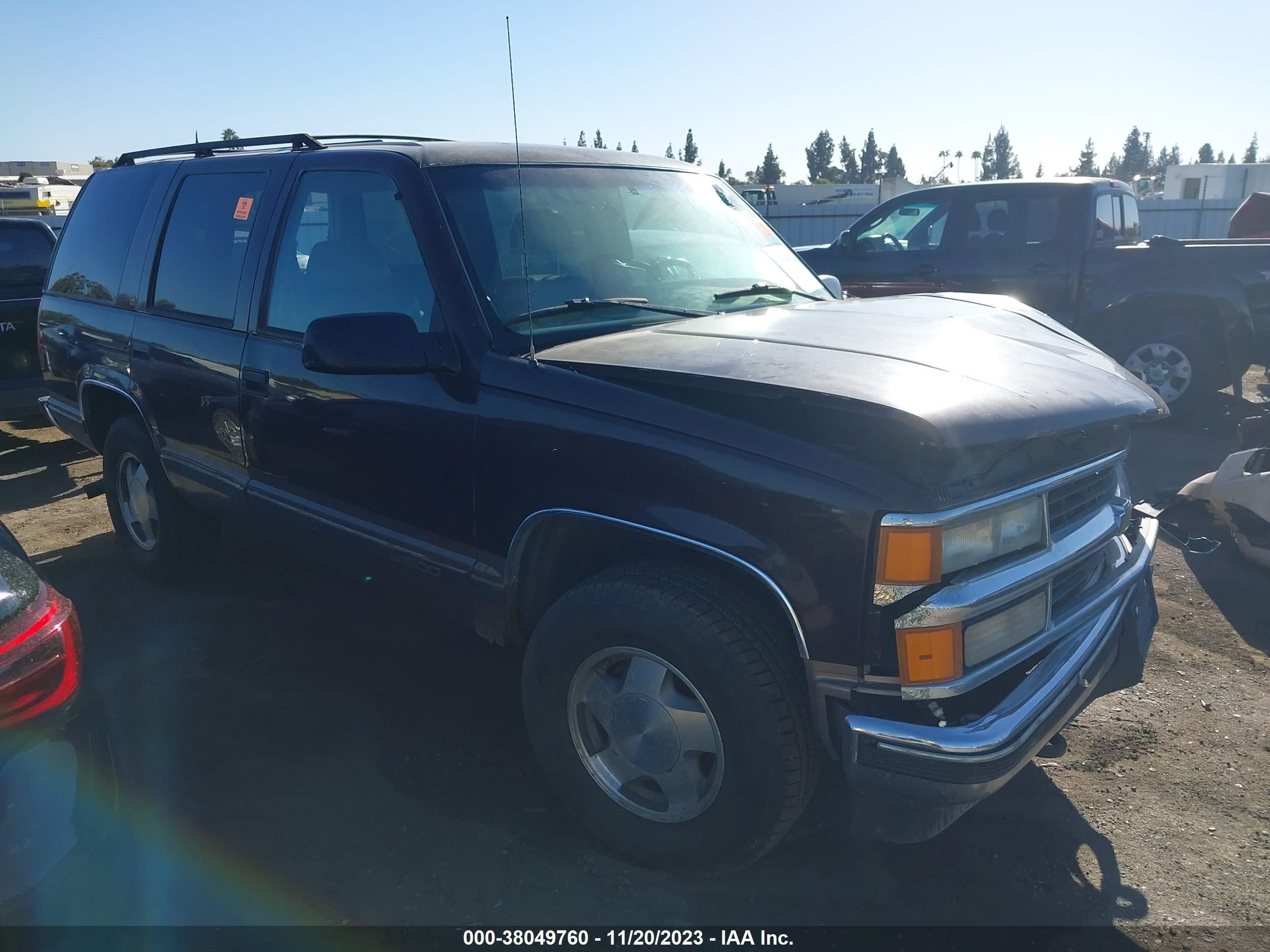 CHEVROLET TAHOE 1996 1gnek13r7tj340381