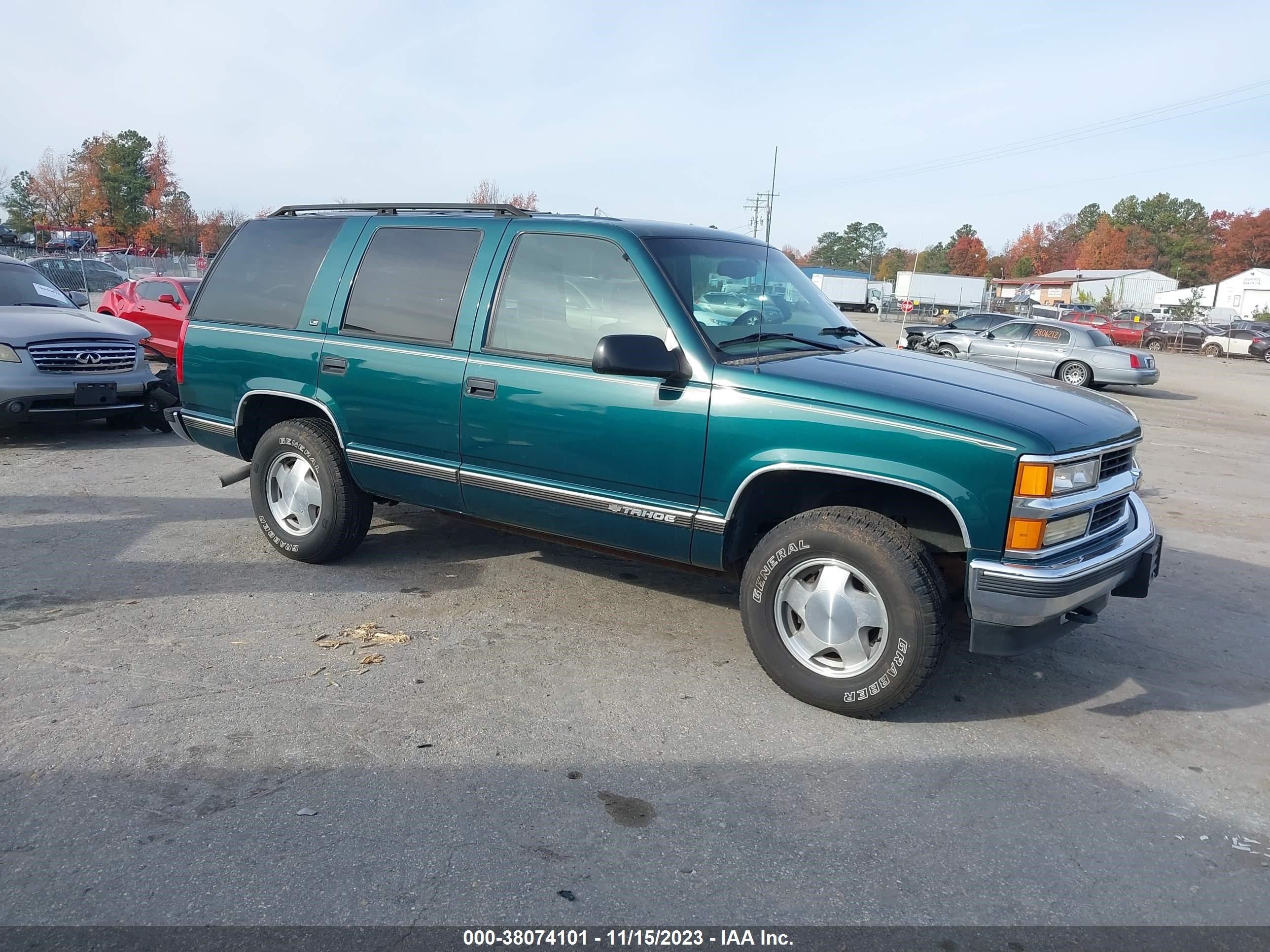 CHEVROLET TAHOE 1998 1gnek13r7wj339493