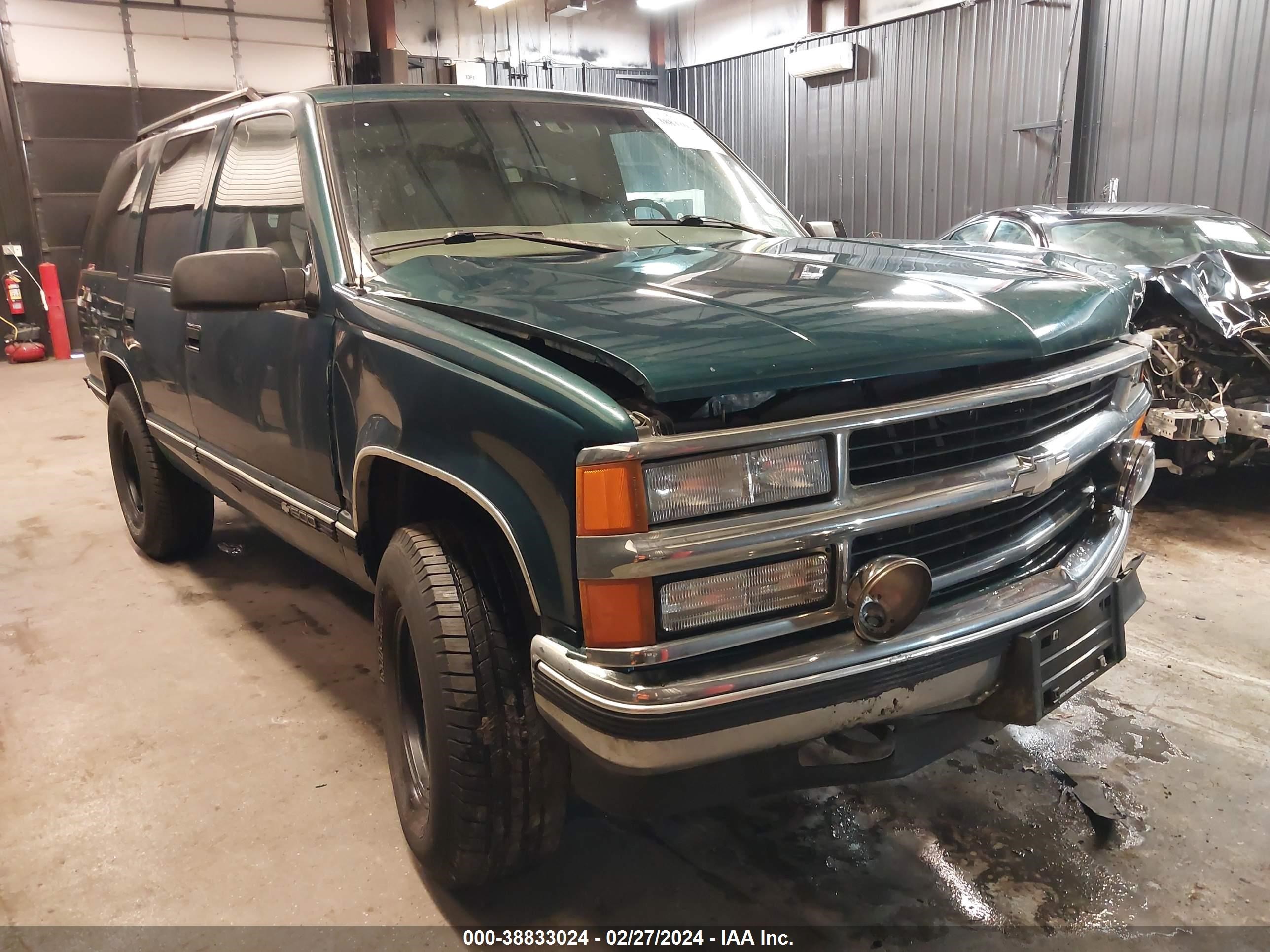 CHEVROLET TAHOE 1997 1gnek13r9vj405203