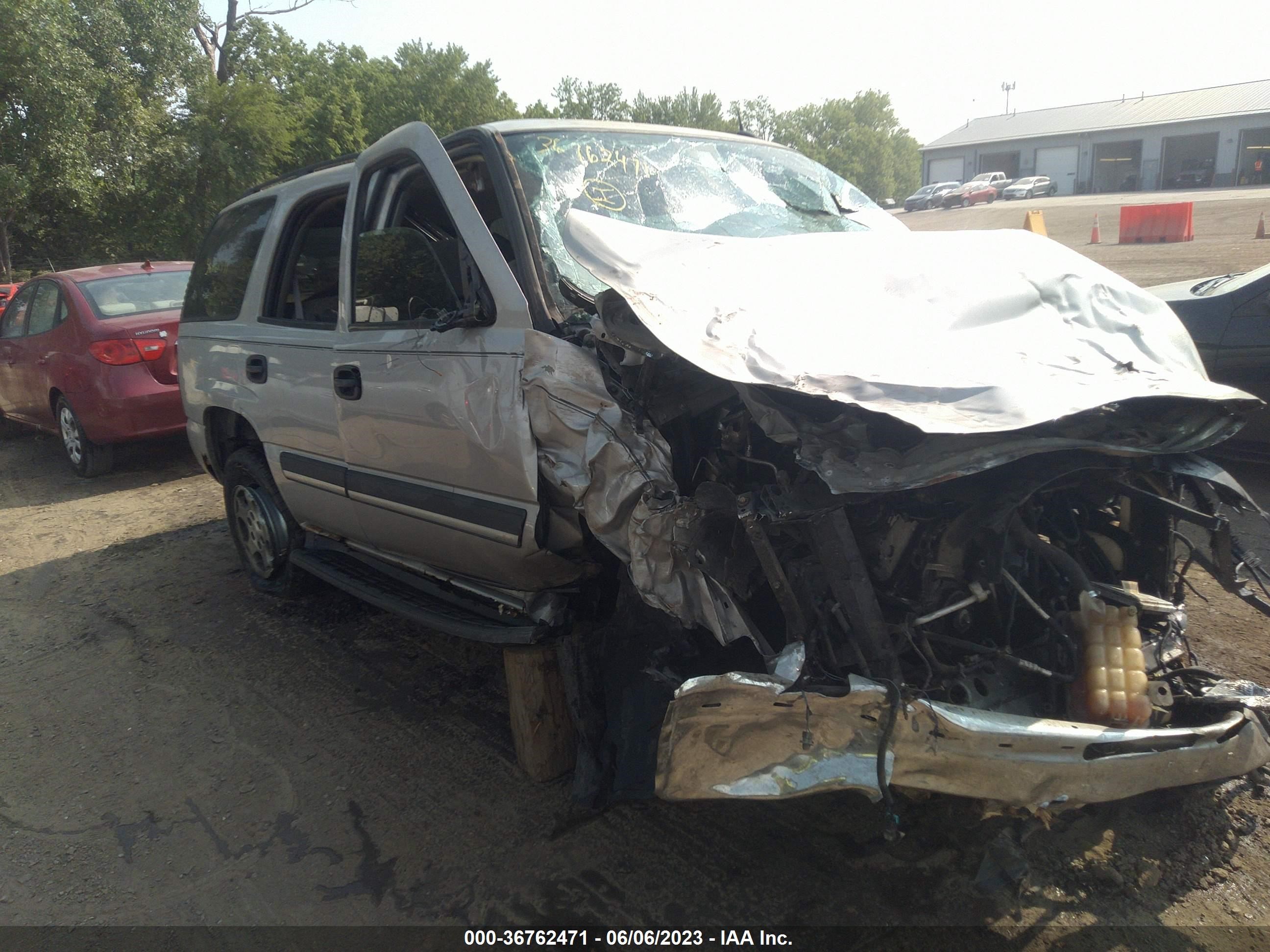 CHEVROLET TAHOE 2005 1gnek13t05j245191