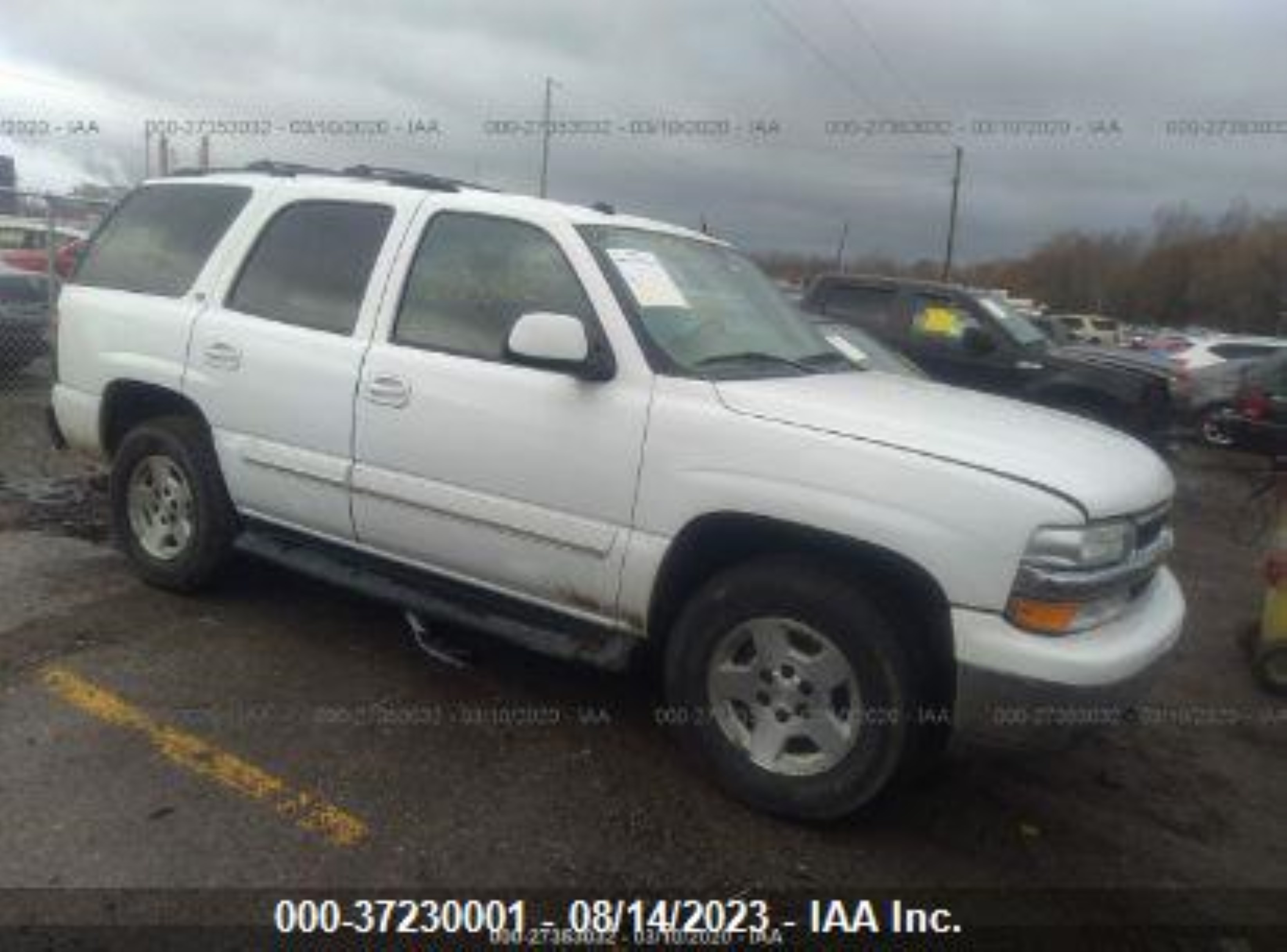 CHEVROLET TAHOE 2005 1gnek13t15r158952