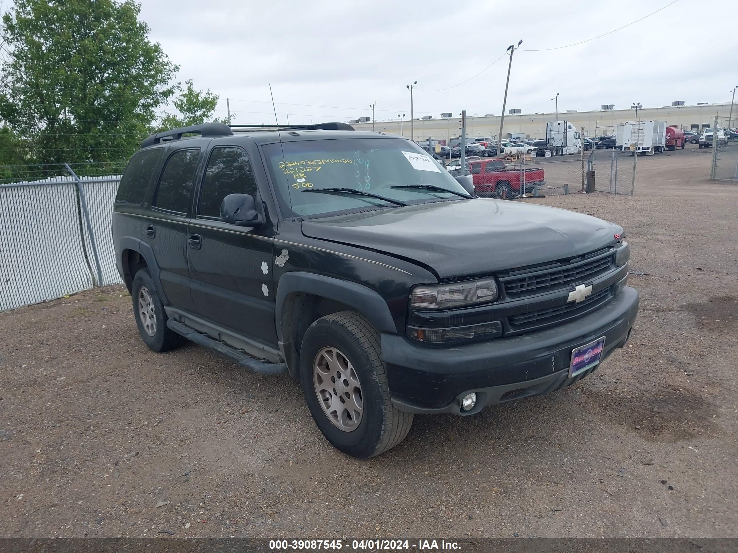 CHEVROLET TAHOE 2001 1gnek13t21r221227