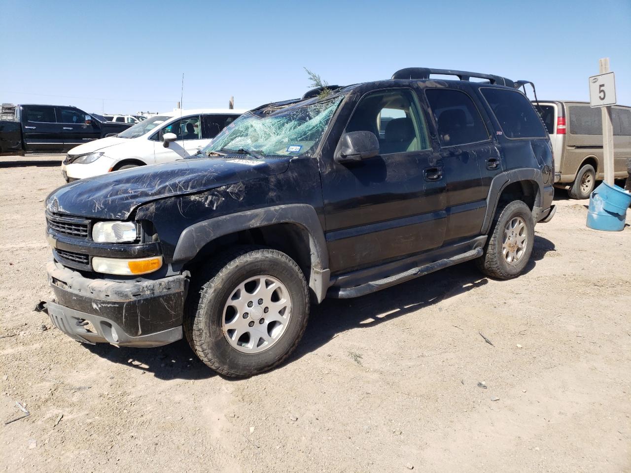 CHEVROLET TAHOE 2005 1gnek13t35r195680