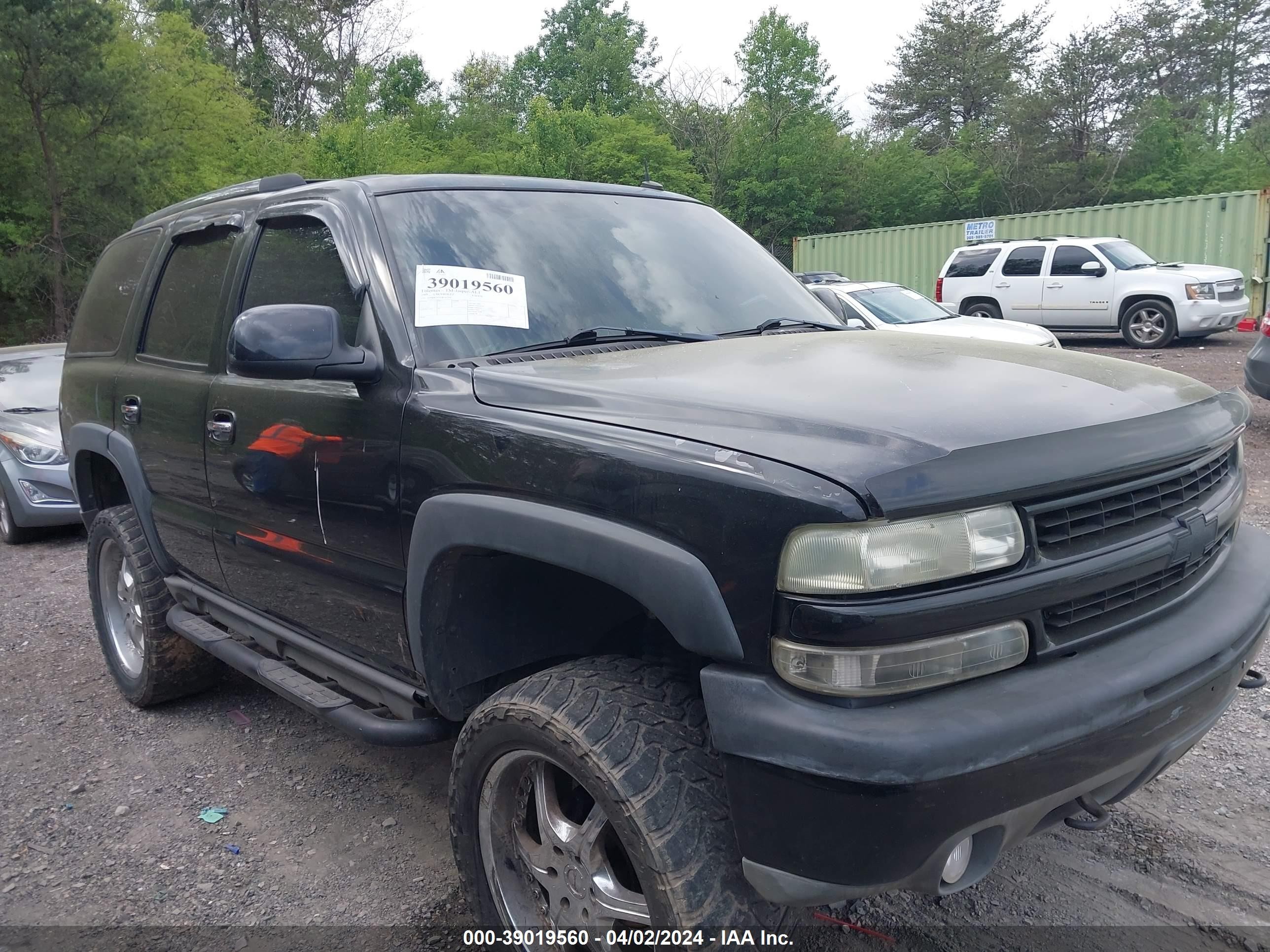 CHEVROLET TAHOE 2003 1gnek13t63r142744