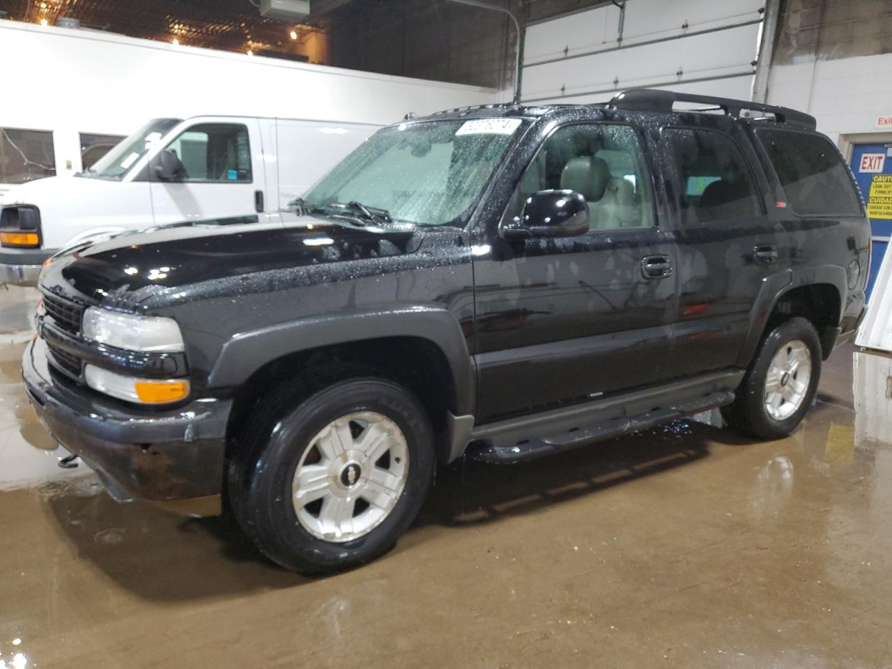 CHEVROLET TAHOE 2005 1gnek13t75r120156