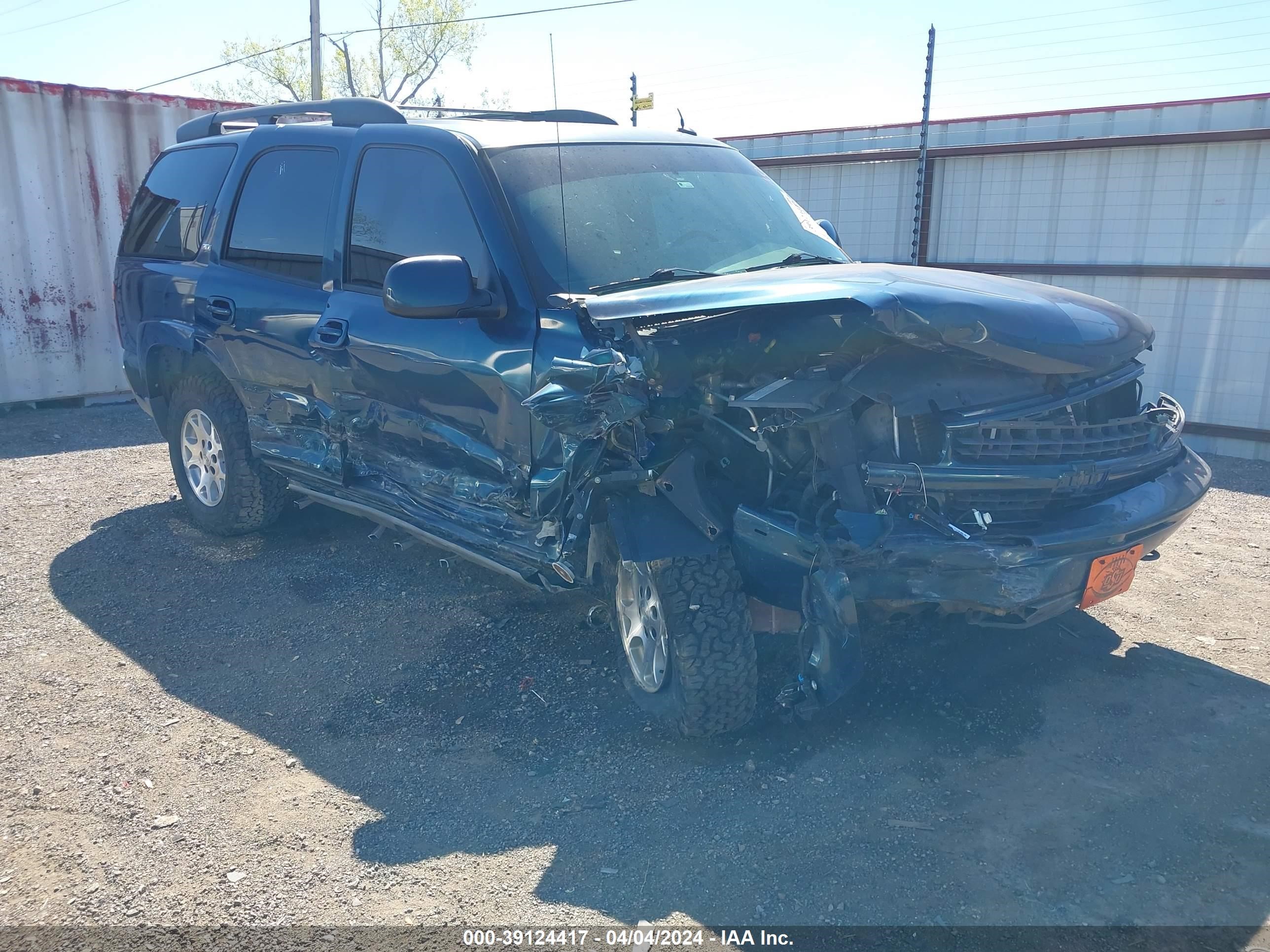 CHEVROLET TAHOE 2005 1gnek13t75r274818