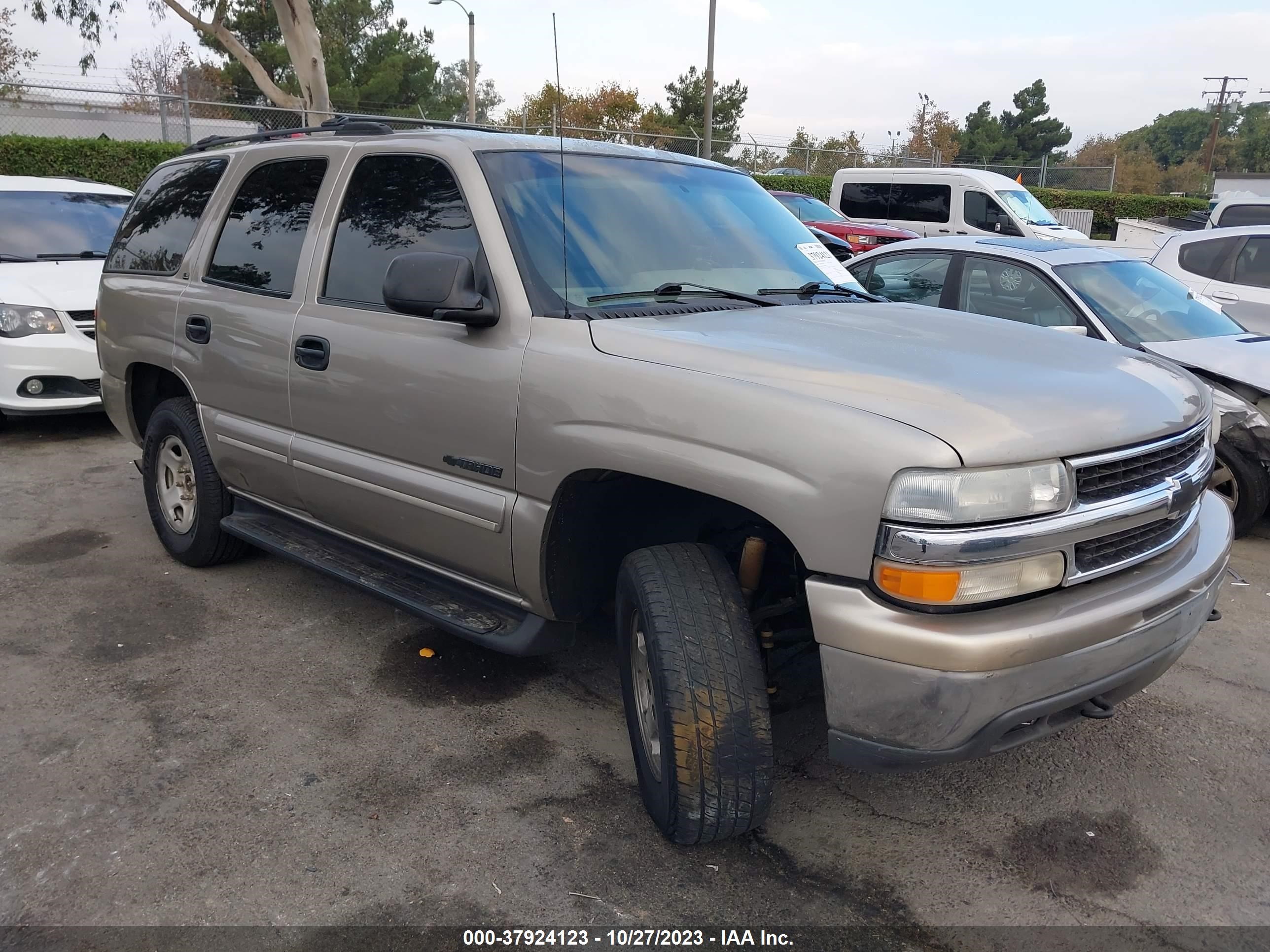 CHEVROLET TAHOE 2000 1gnek13t8yj183740