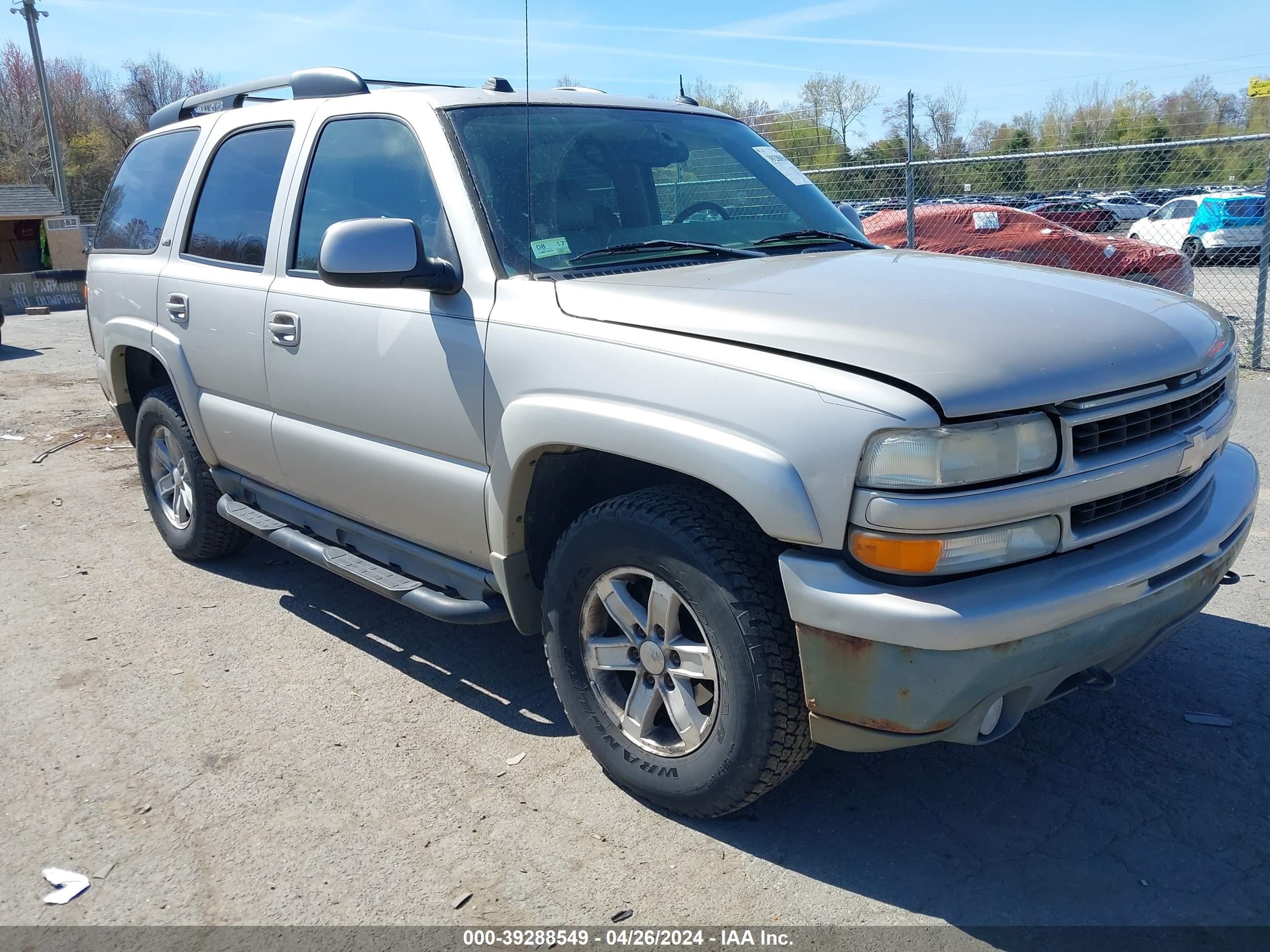 CHEVROLET TAHOE 2005 1gnek13t95r259558