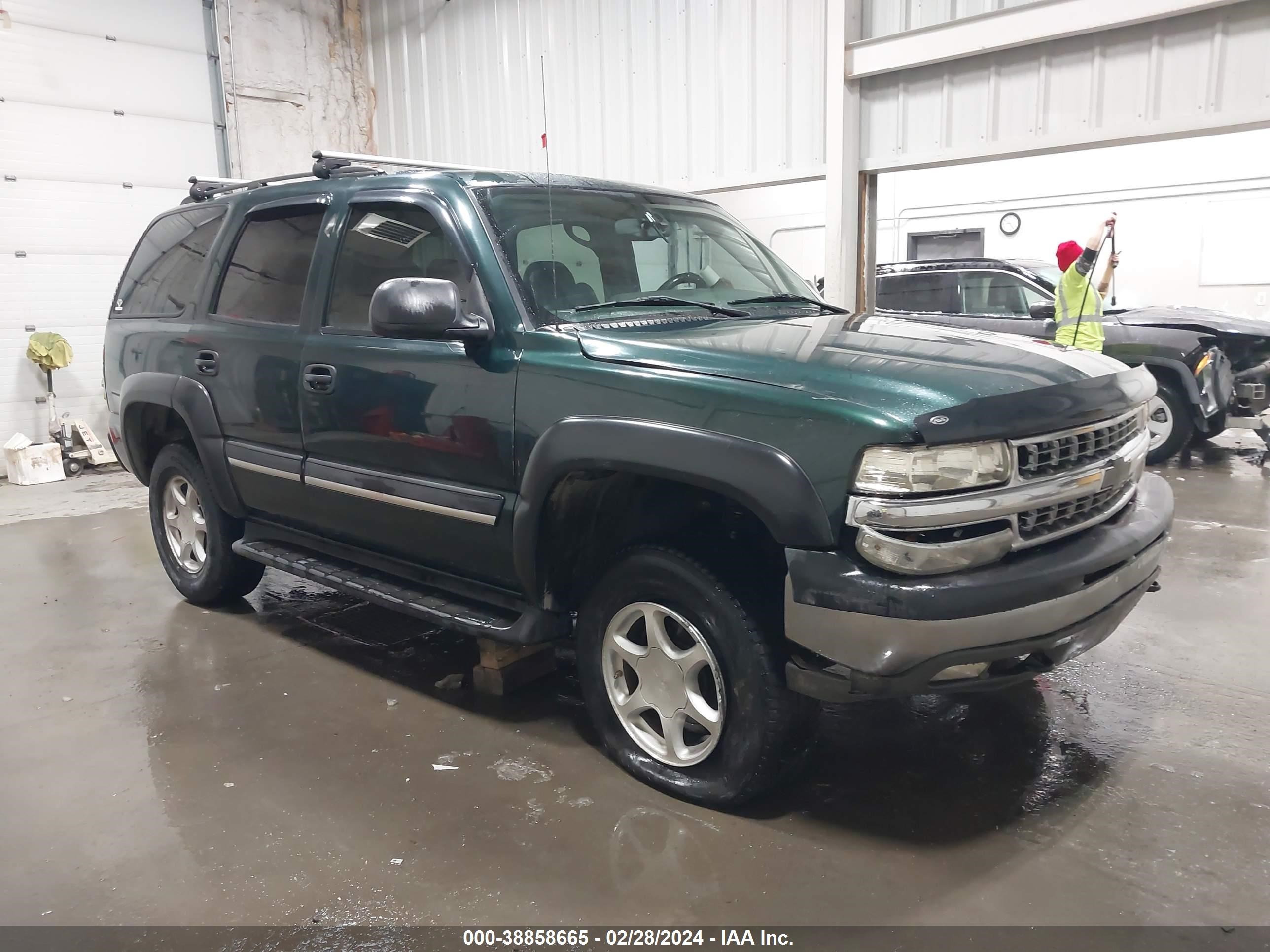 CHEVROLET TAHOE 2004 1gnek13v54j219346