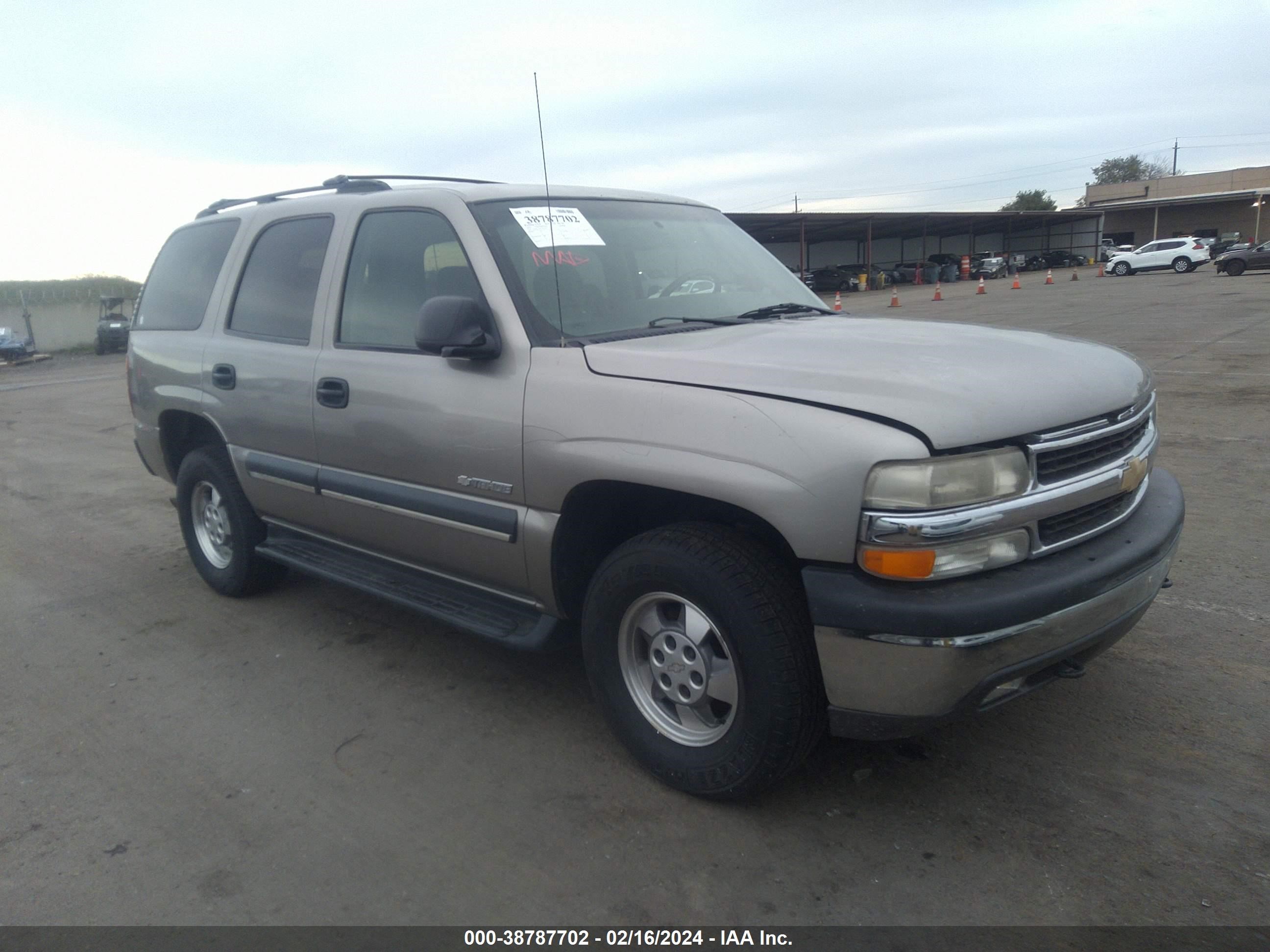 CHEVROLET TAHOE 2003 1gnek13v63j274614