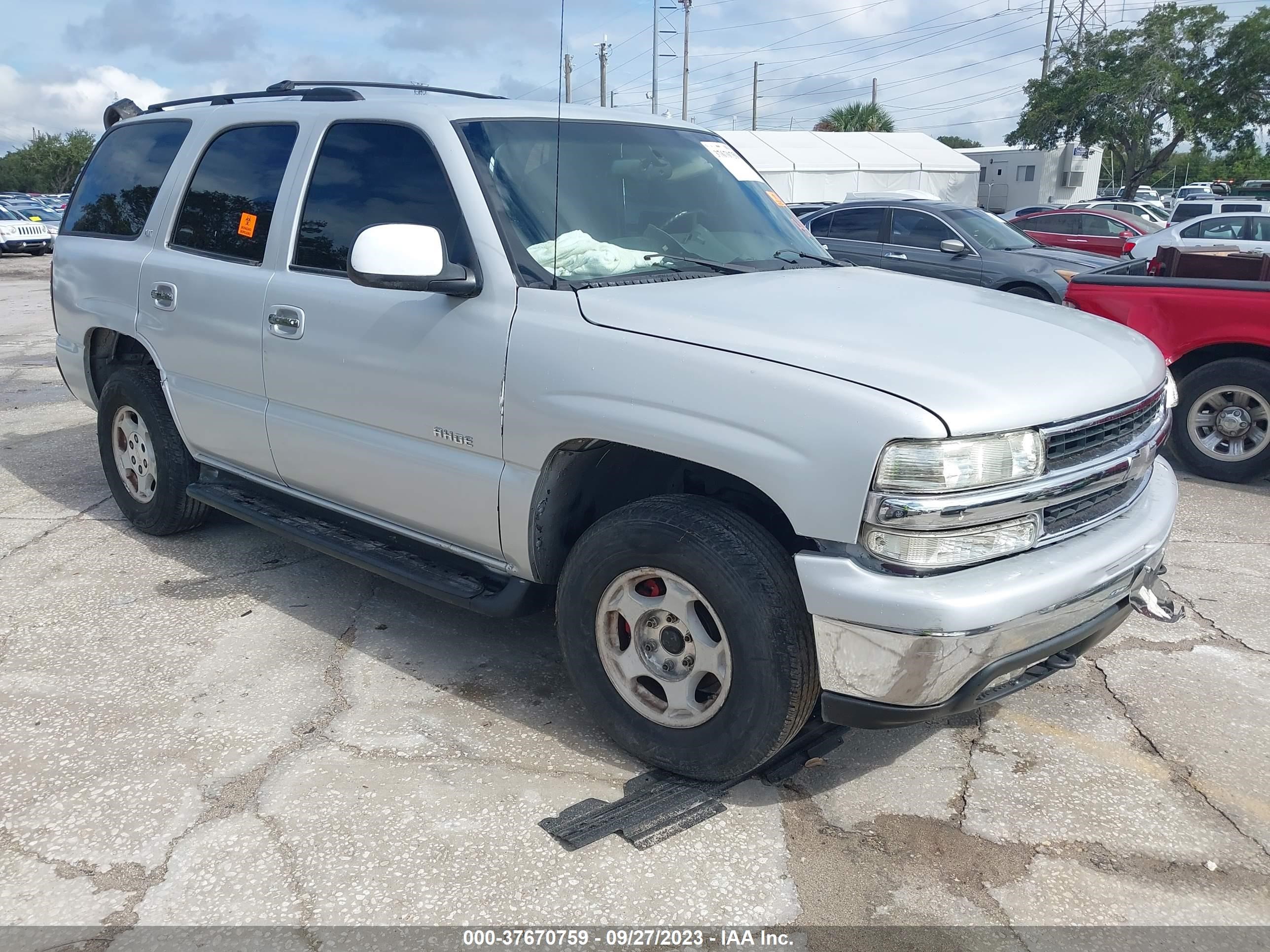 CHEVROLET TAHOE 2002 1gnek13z02j215575