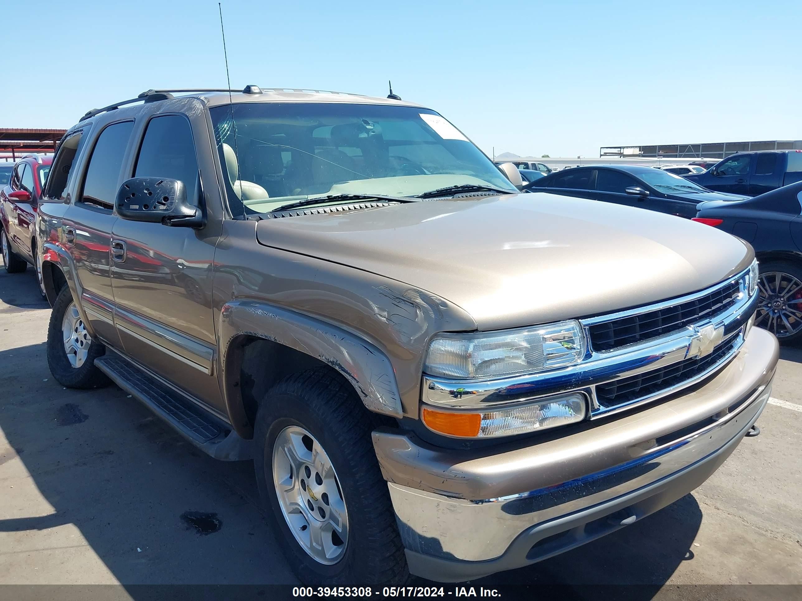 CHEVROLET TAHOE 2004 1gnek13z04r204645