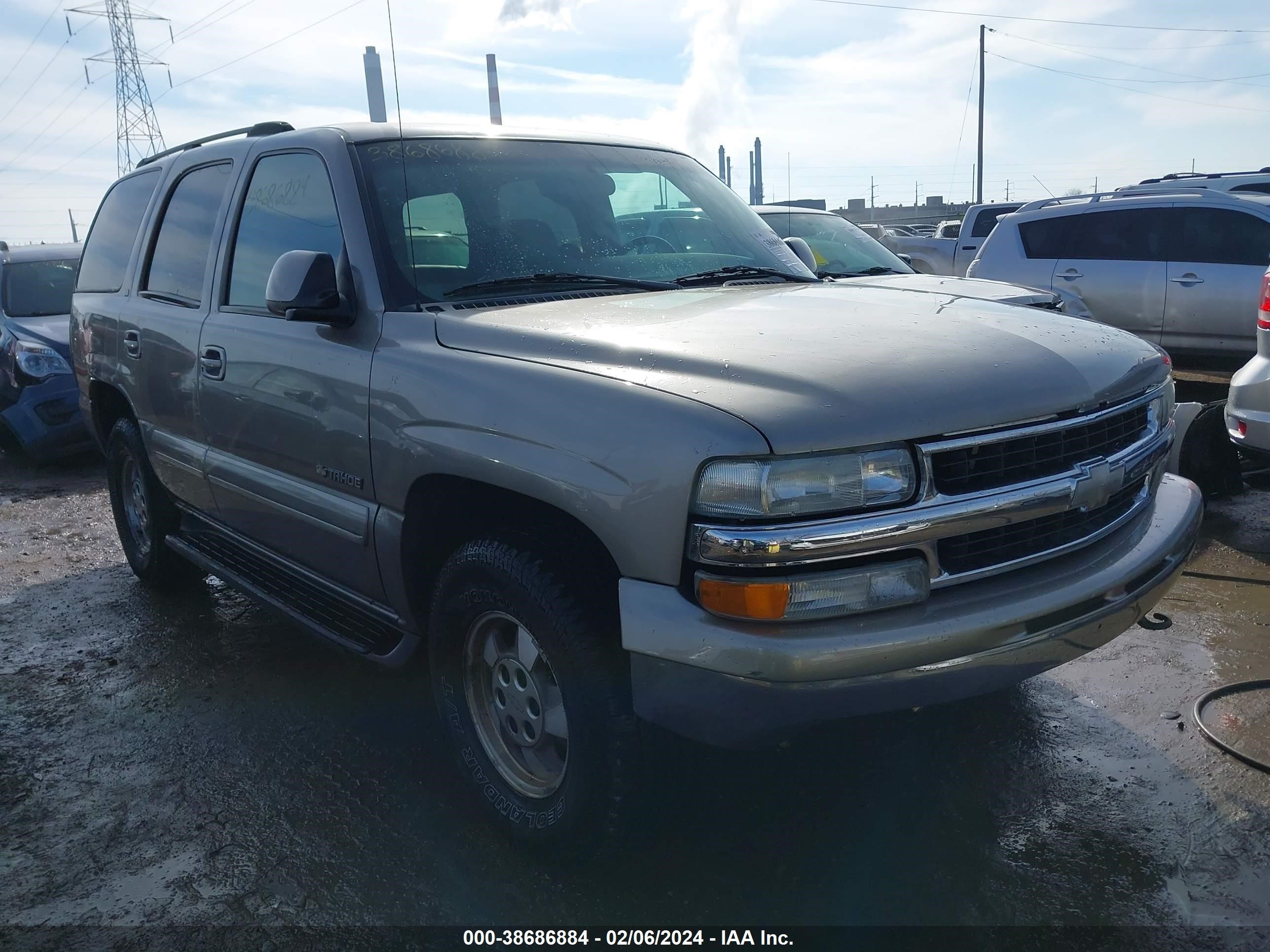 CHEVROLET TAHOE 2003 1gnek13z13j125000