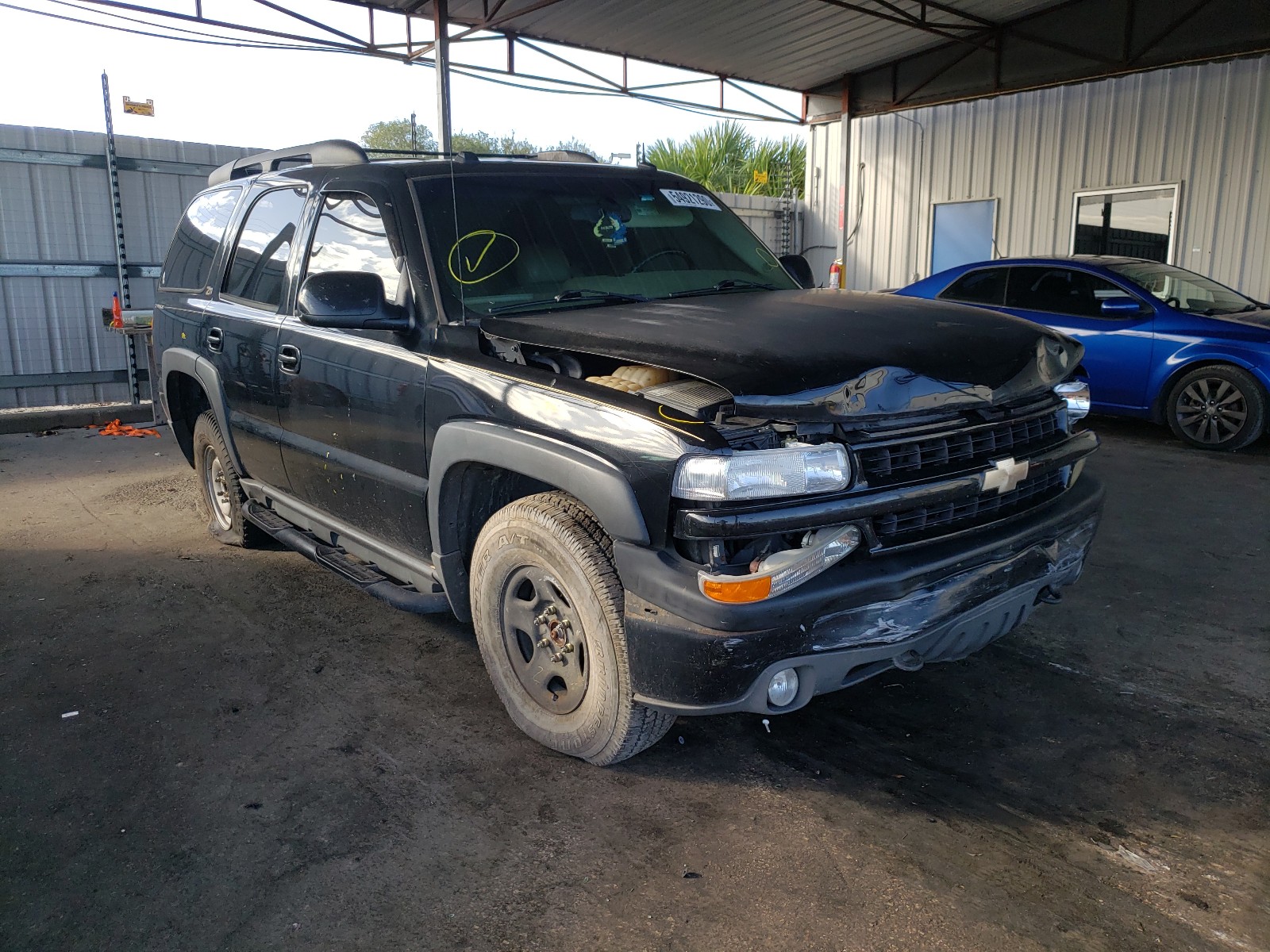 CHEVROLET TAHOE 2004 1gnek13z14r123931