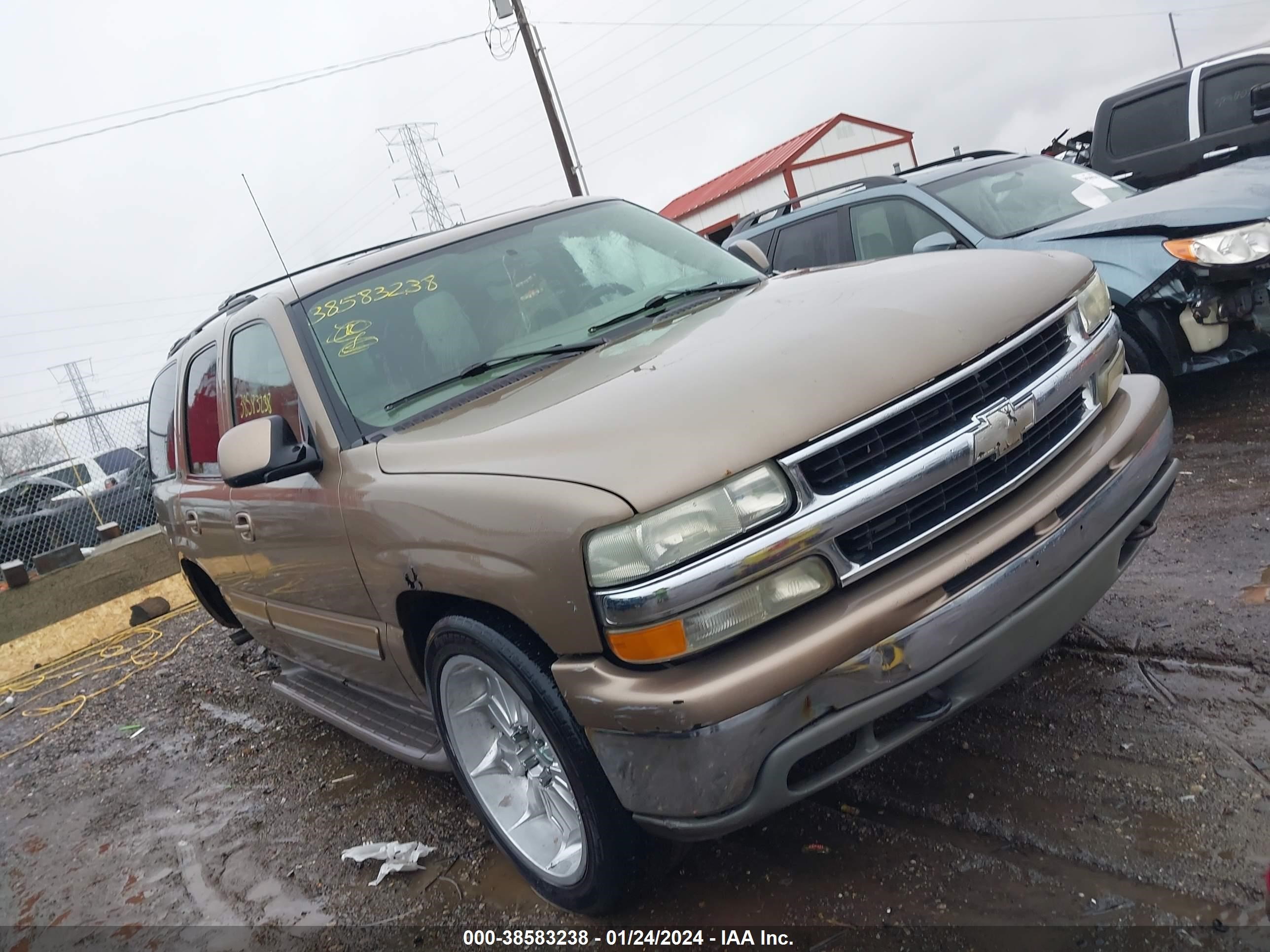 CHEVROLET TAHOE 2004 1gnek13z24j205892