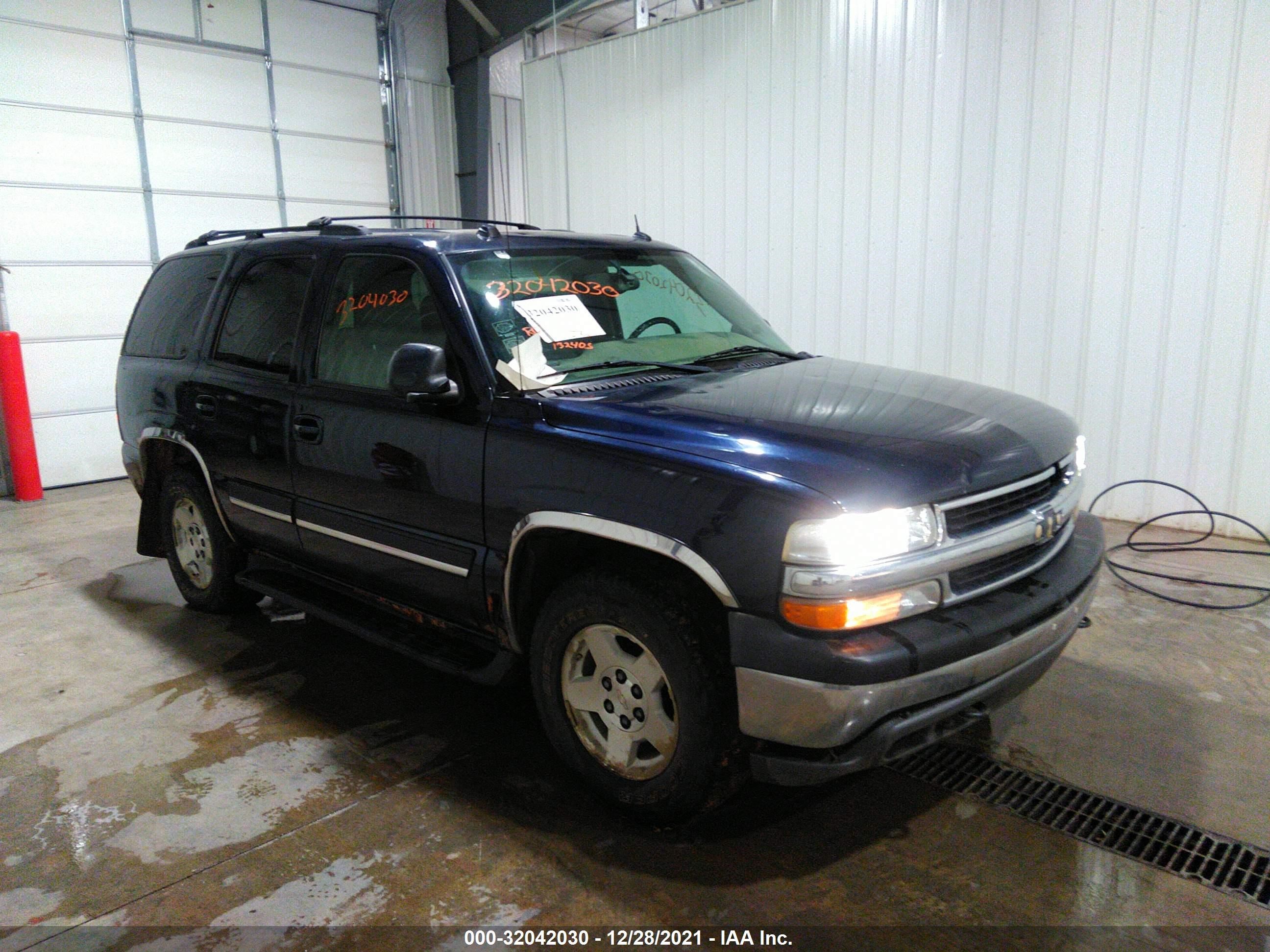 CHEVROLET TAHOE 2004 1gnek13z24j324722