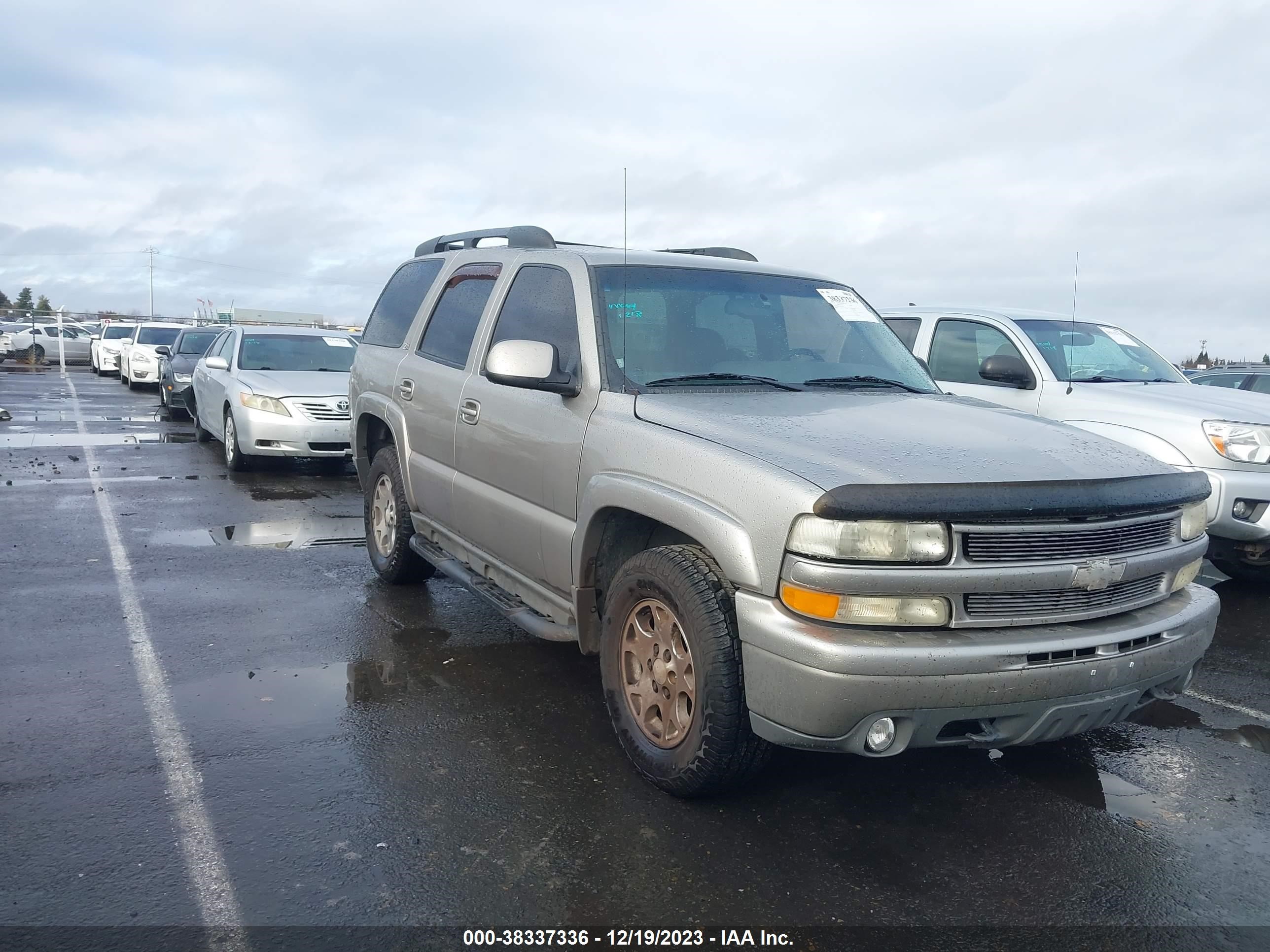 CHEVROLET TAHOE 2003 1gnek13z33r242062