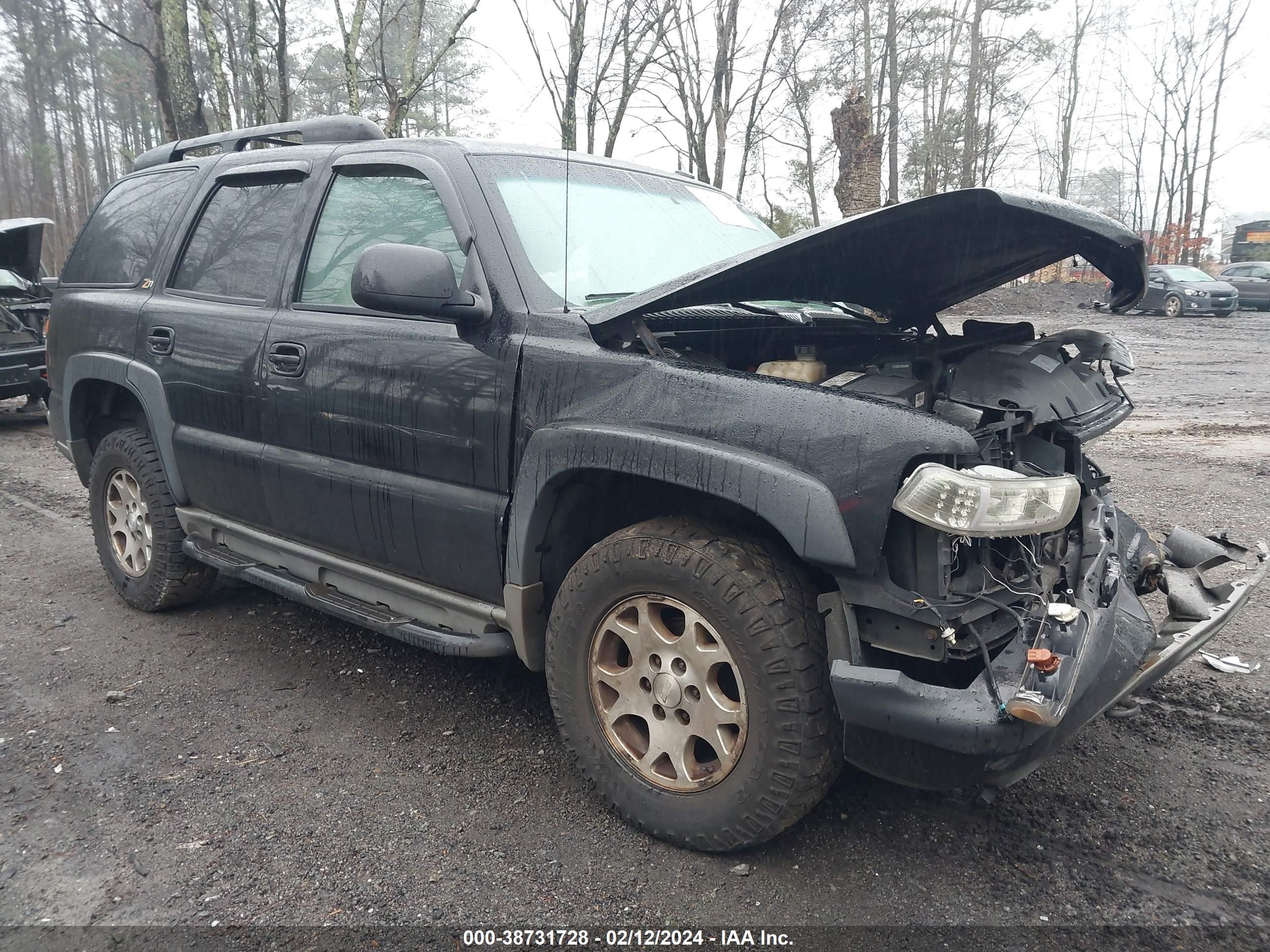 CHEVROLET TAHOE 2004 1gnek13z34r304027