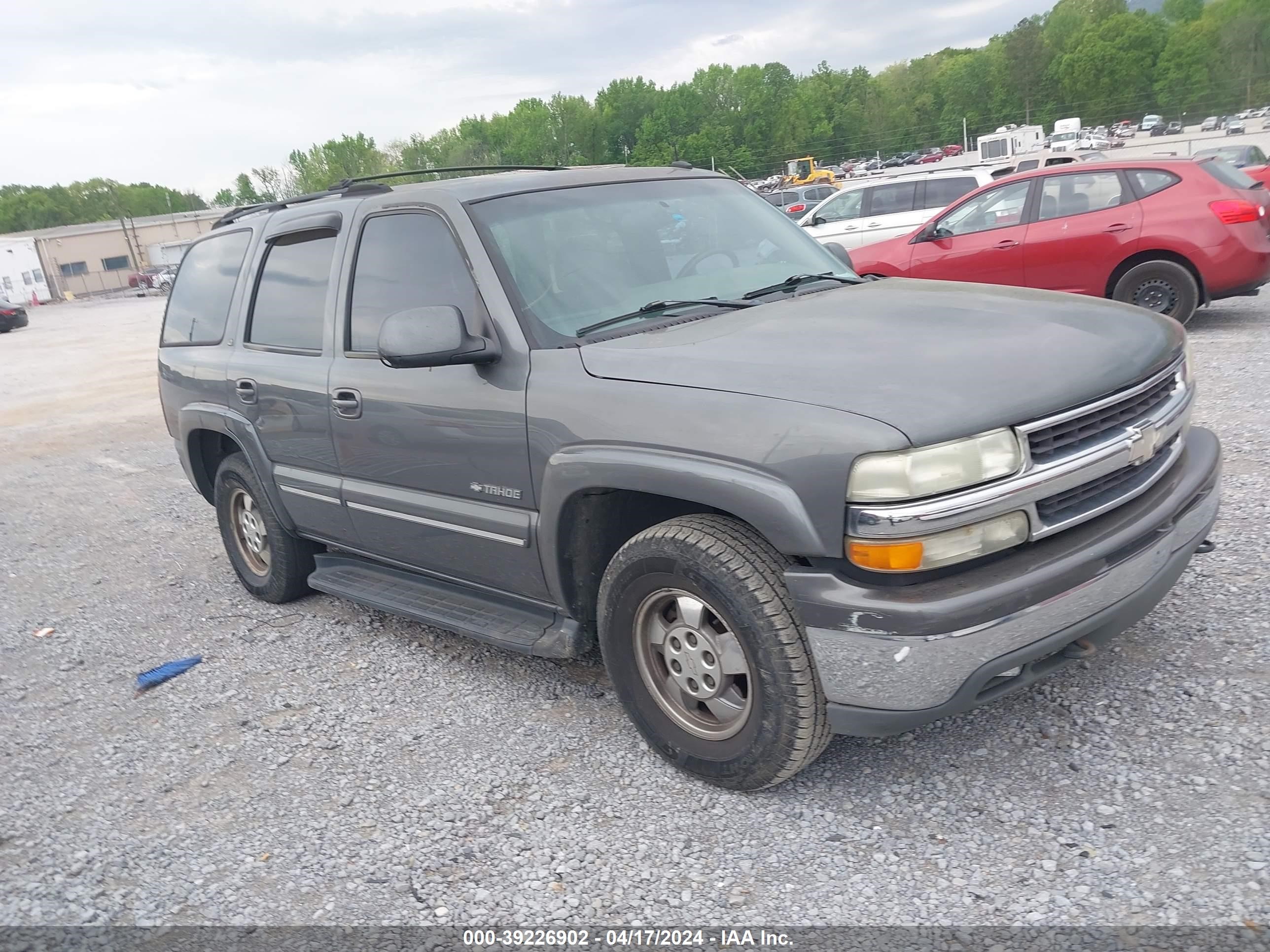 CHEVROLET TAHOE 2002 1gnek13z42r276090