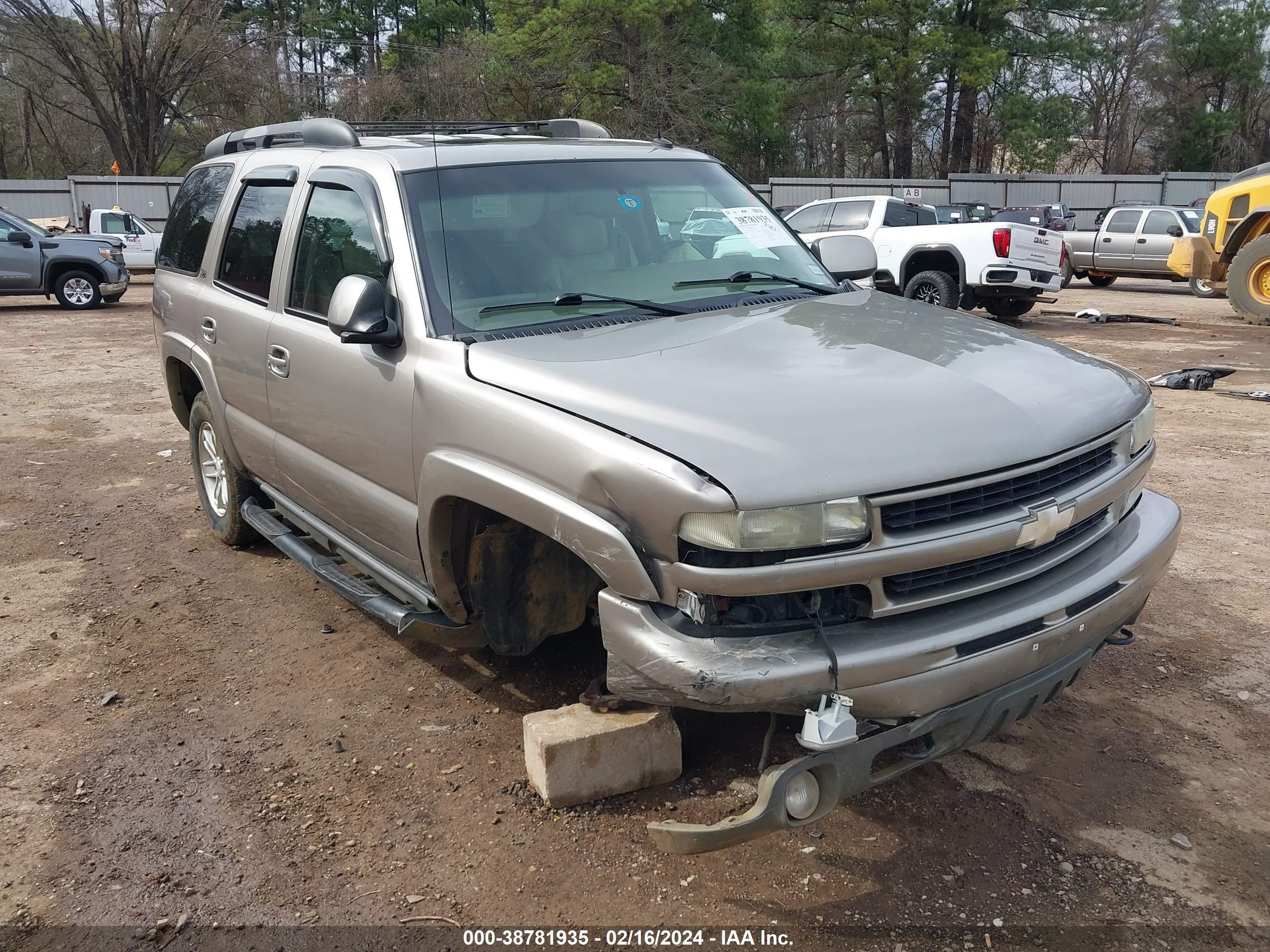 CHEVROLET TAHOE 2003 1gnek13z53r168451