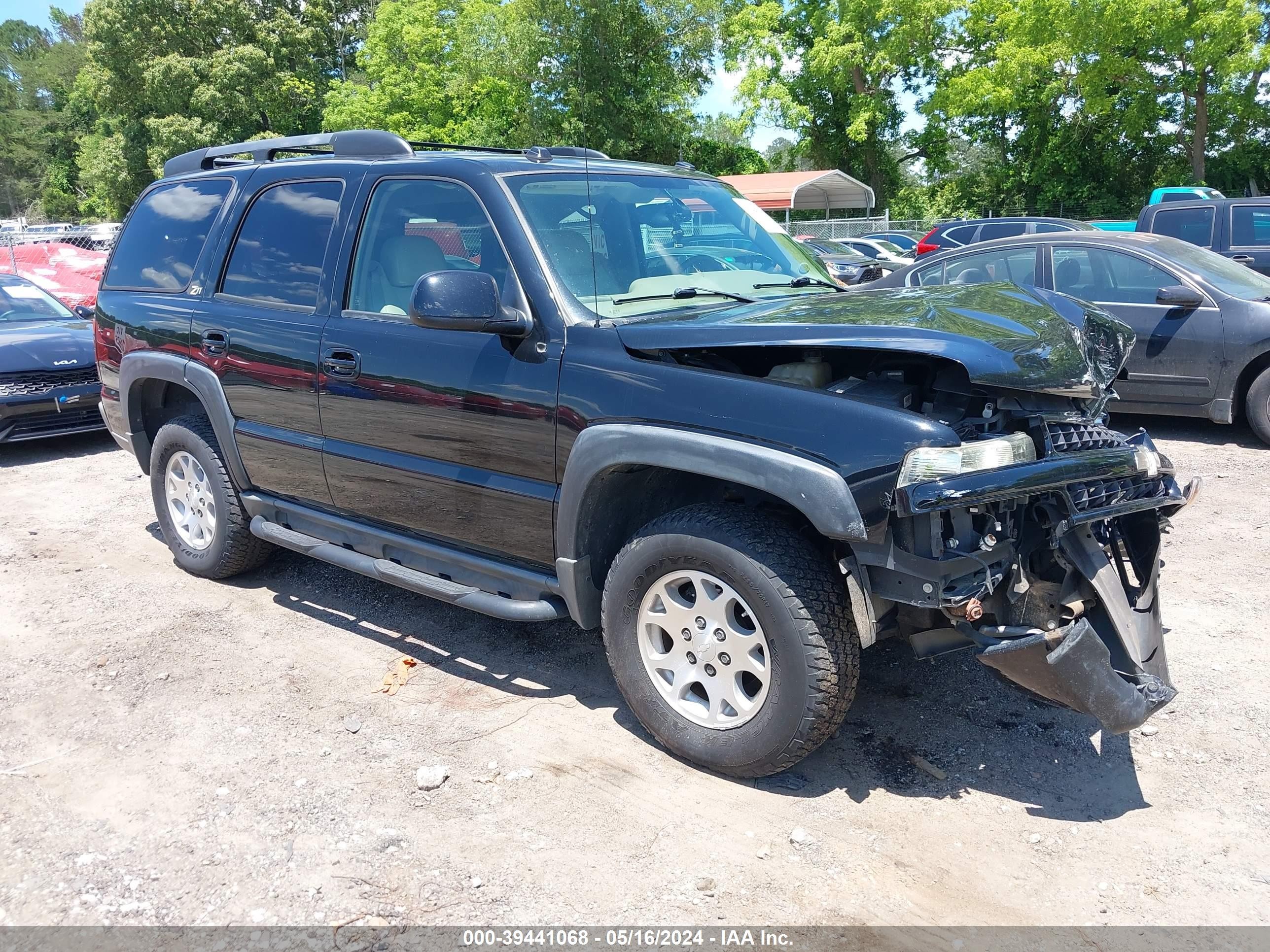 CHEVROLET TAHOE 2004 1gnek13z54r145351