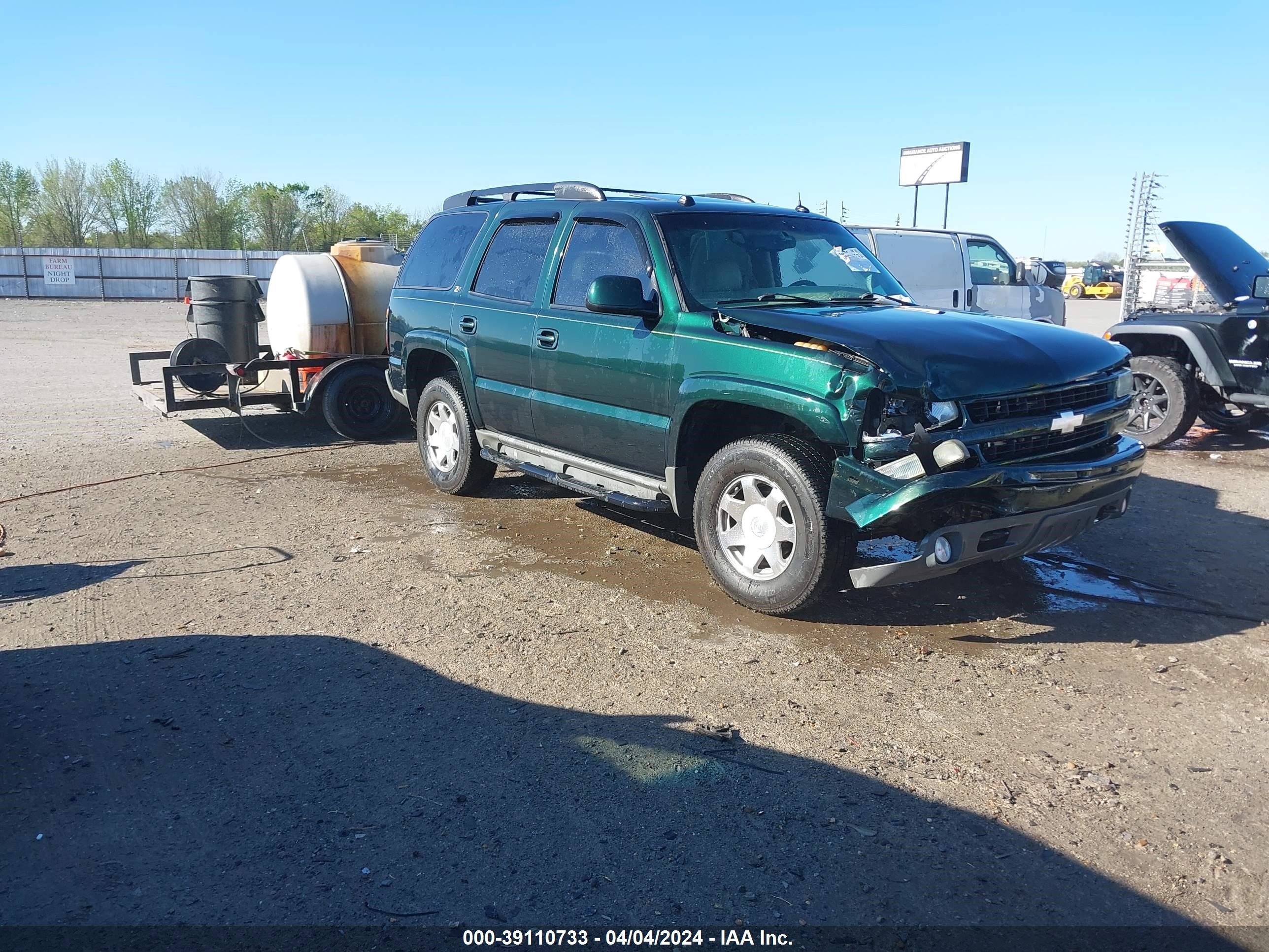 CHEVROLET TAHOE 2004 1gnek13z54r246535