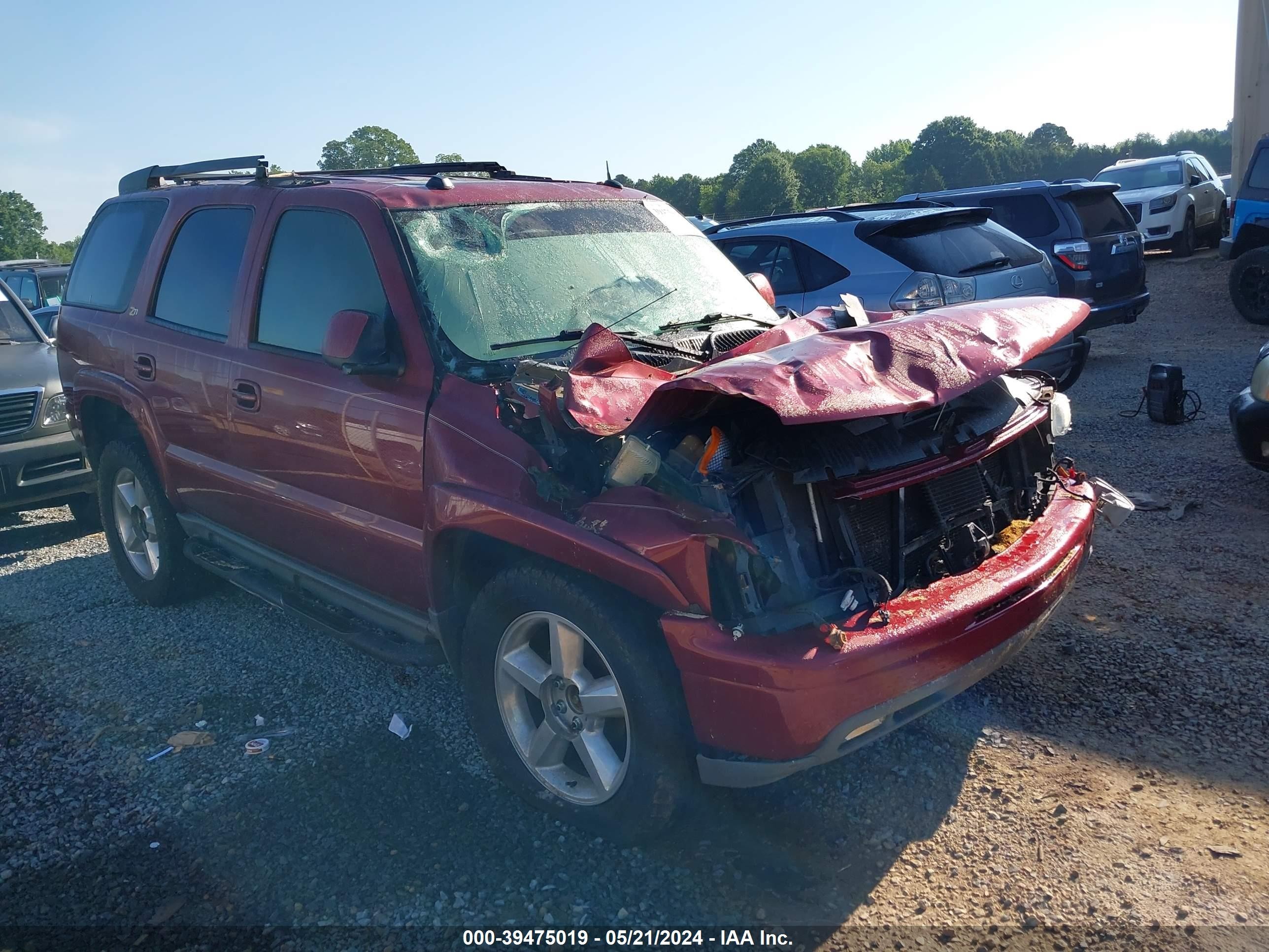 CHEVROLET TAHOE 2004 1gnek13z54r322500