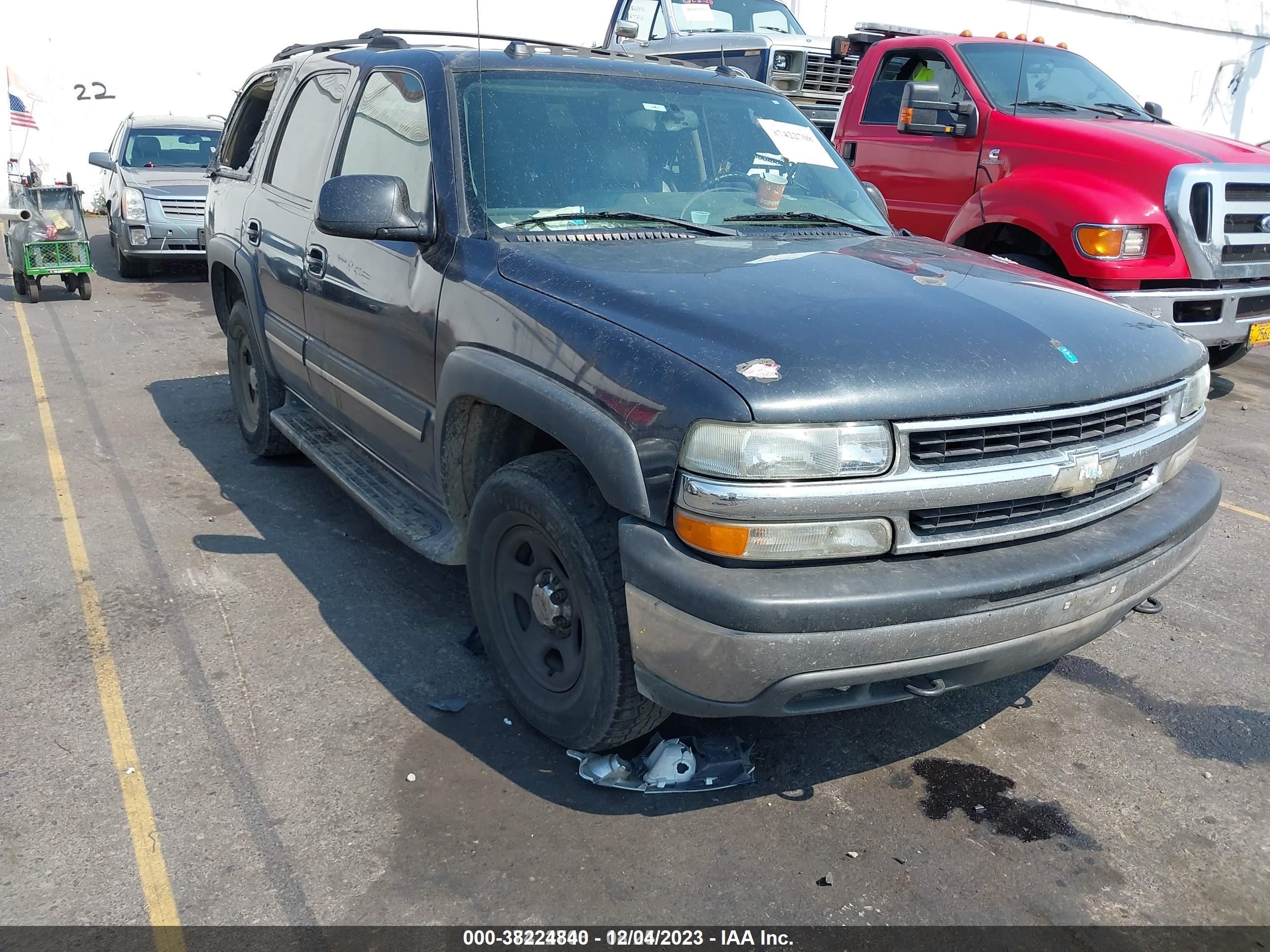 CHEVROLET TAHOE 2004 1gnek13z94j312969