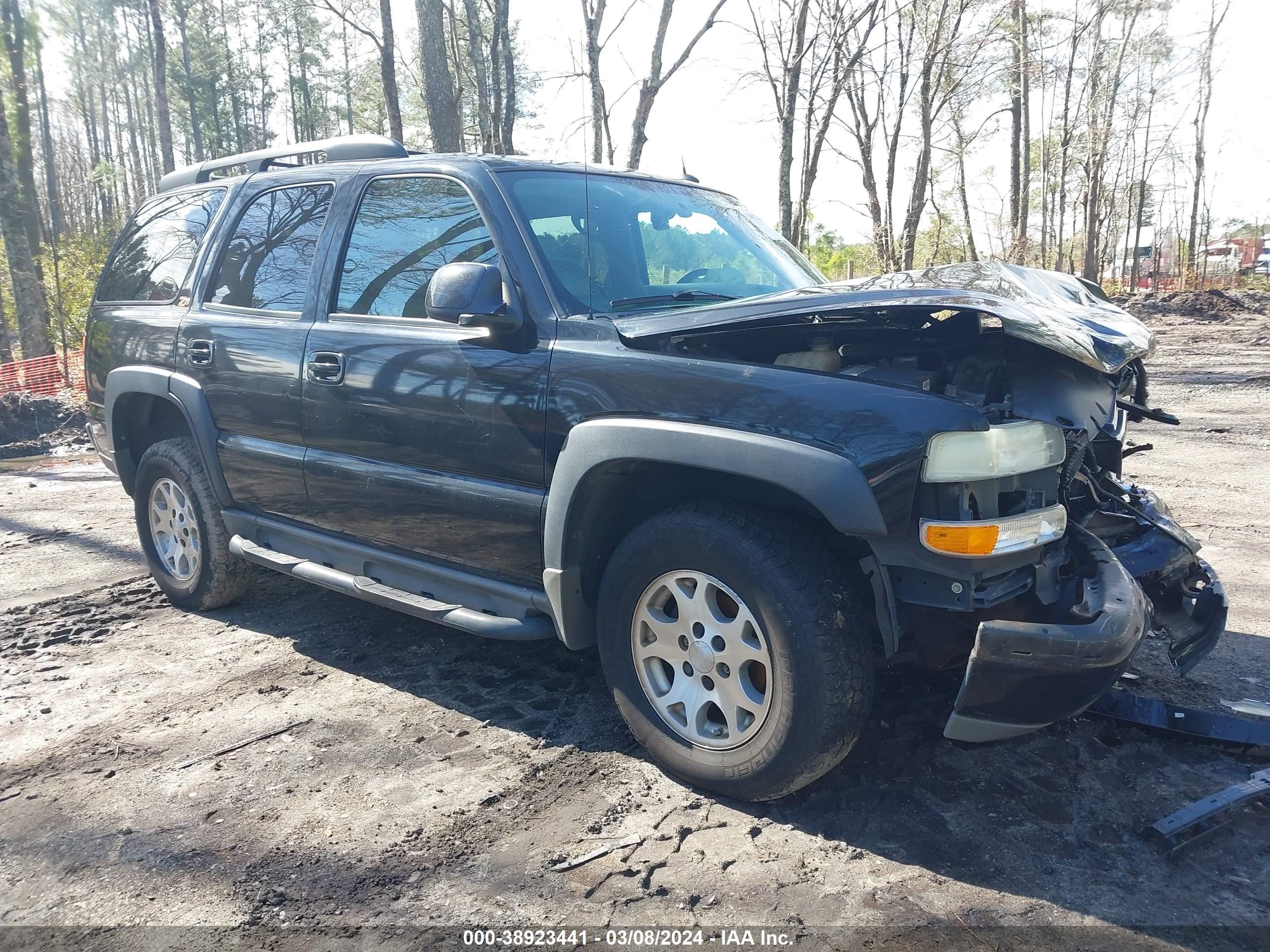 CHEVROLET TAHOE 2004 1gnek13zx4r155938