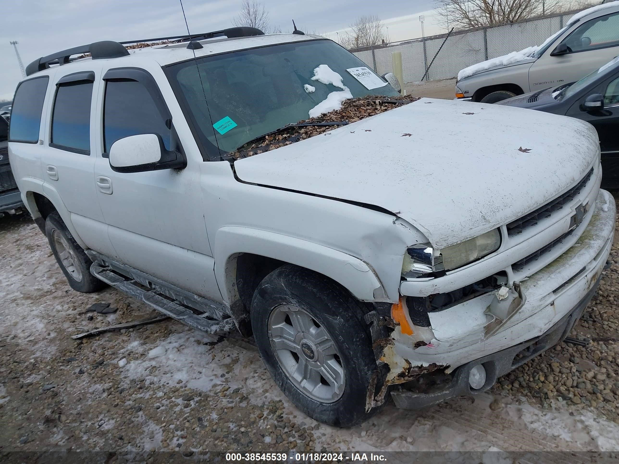 CHEVROLET TAHOE 2004 1gnek13zx4r213028