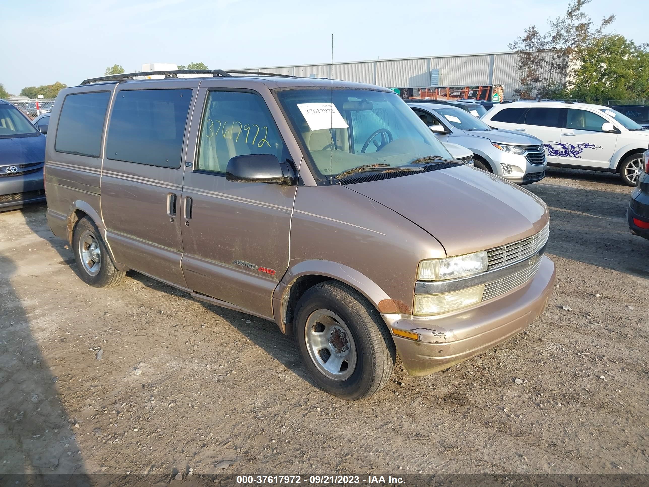 CHEVROLET ASTRO 2002 1gnel19x82b143828