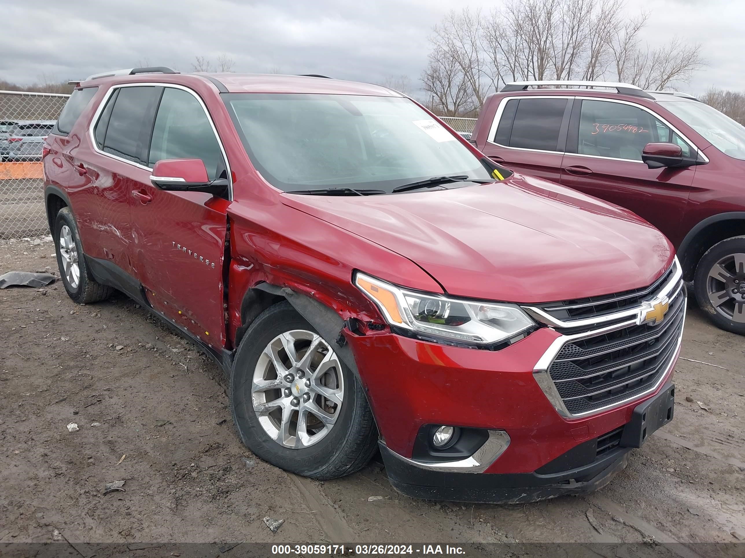 CHEVROLET TRAVERSE 2018 1gnergkw1jj115344