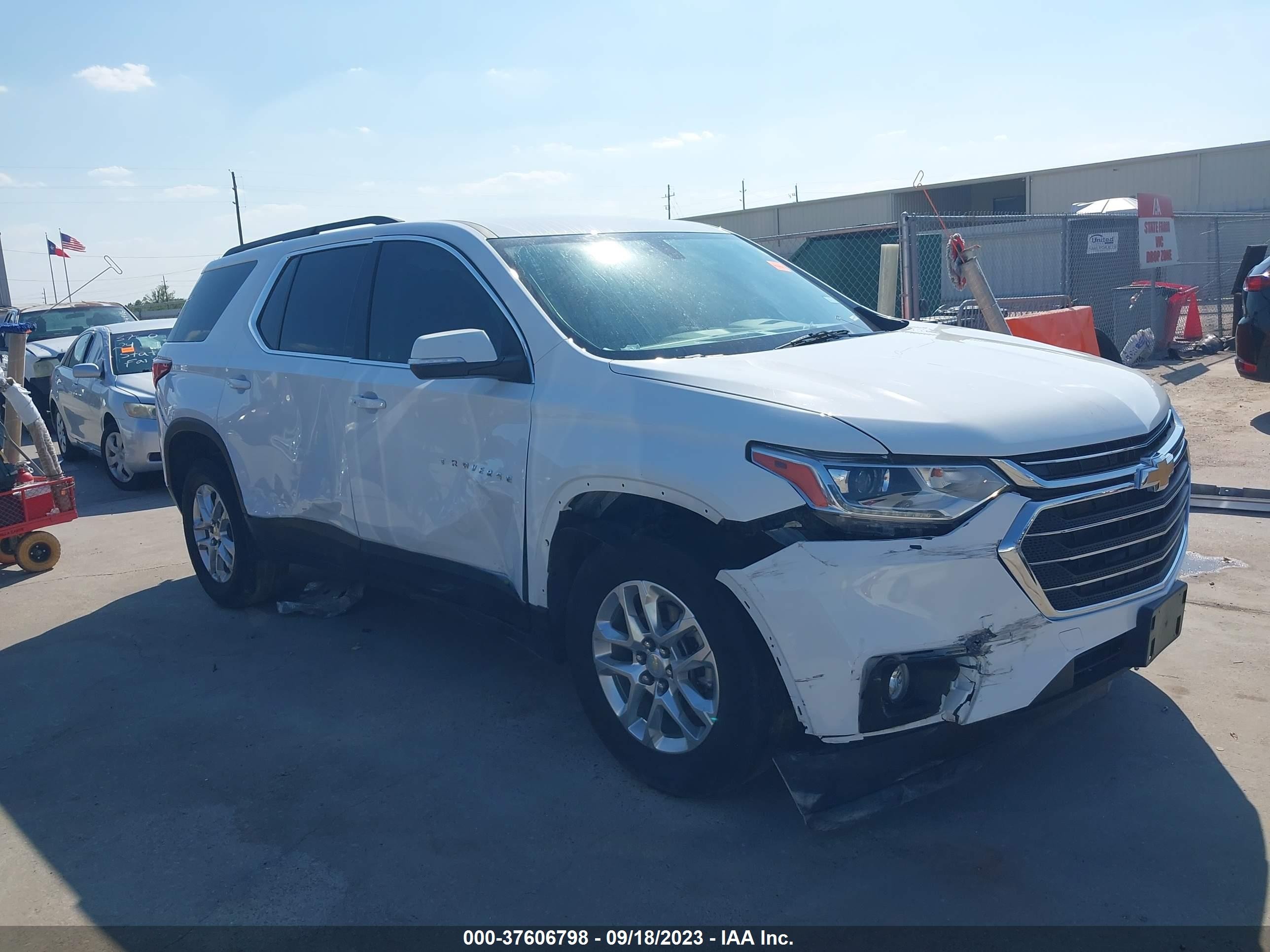 CHEVROLET TRAVERSE 2021 1gnergkw2mj142007